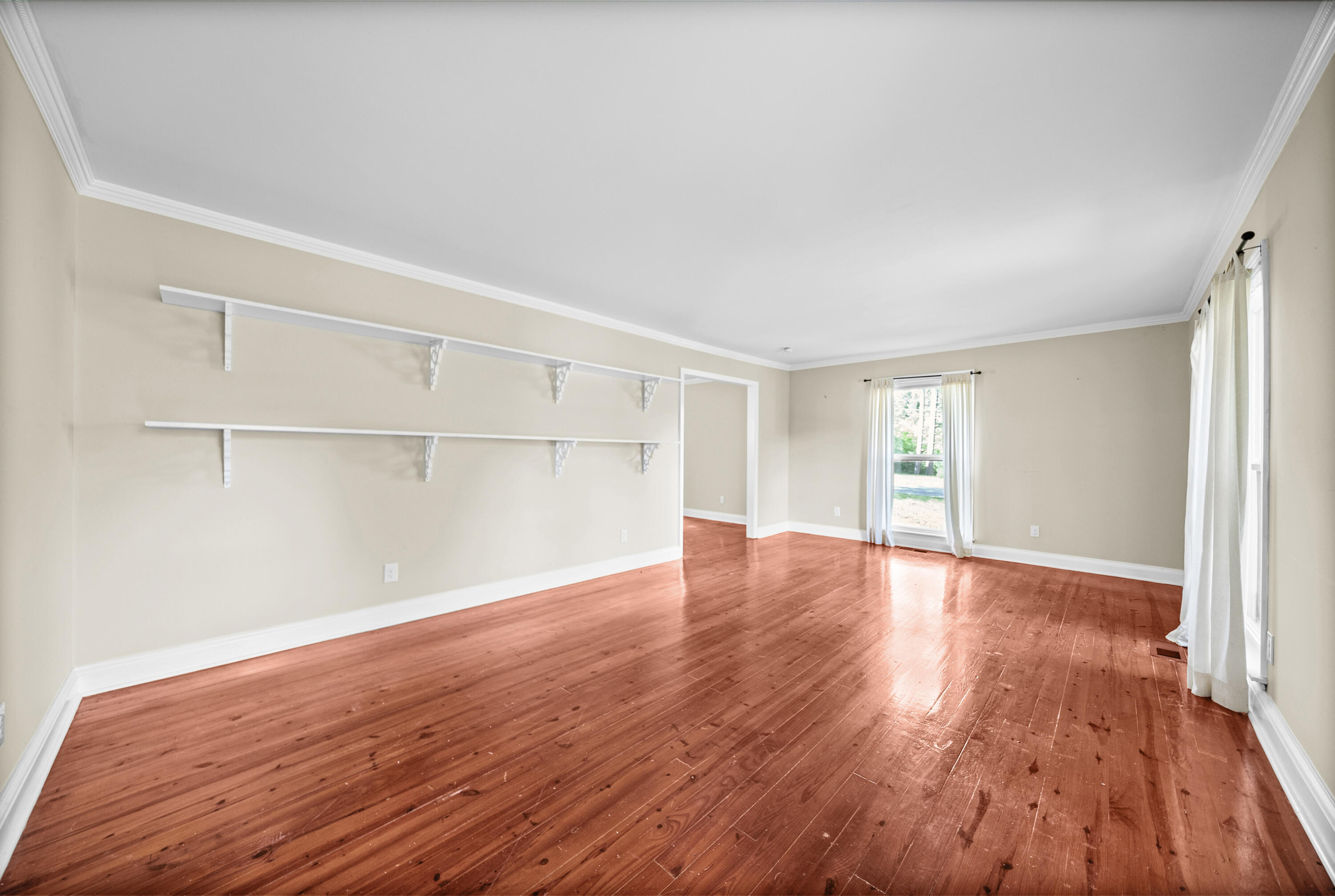 635 Country Club Lane Property Photo 10
