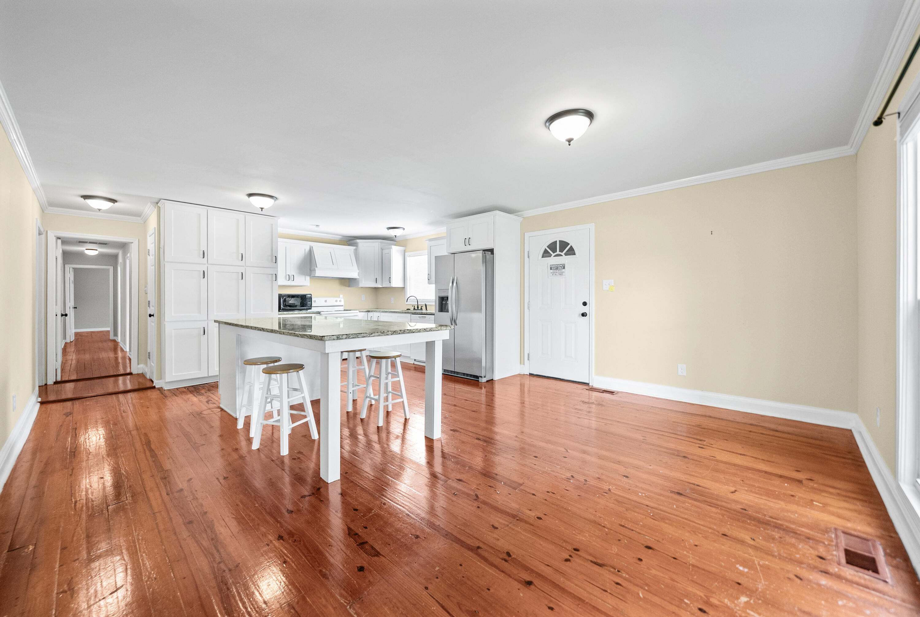 635 Country Club Lane Property Photo 13