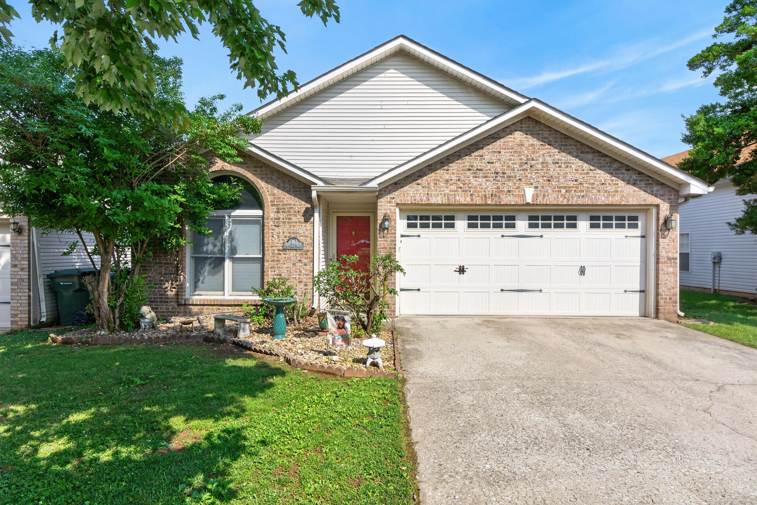 217 Woodbrook Place Property Photo 2
