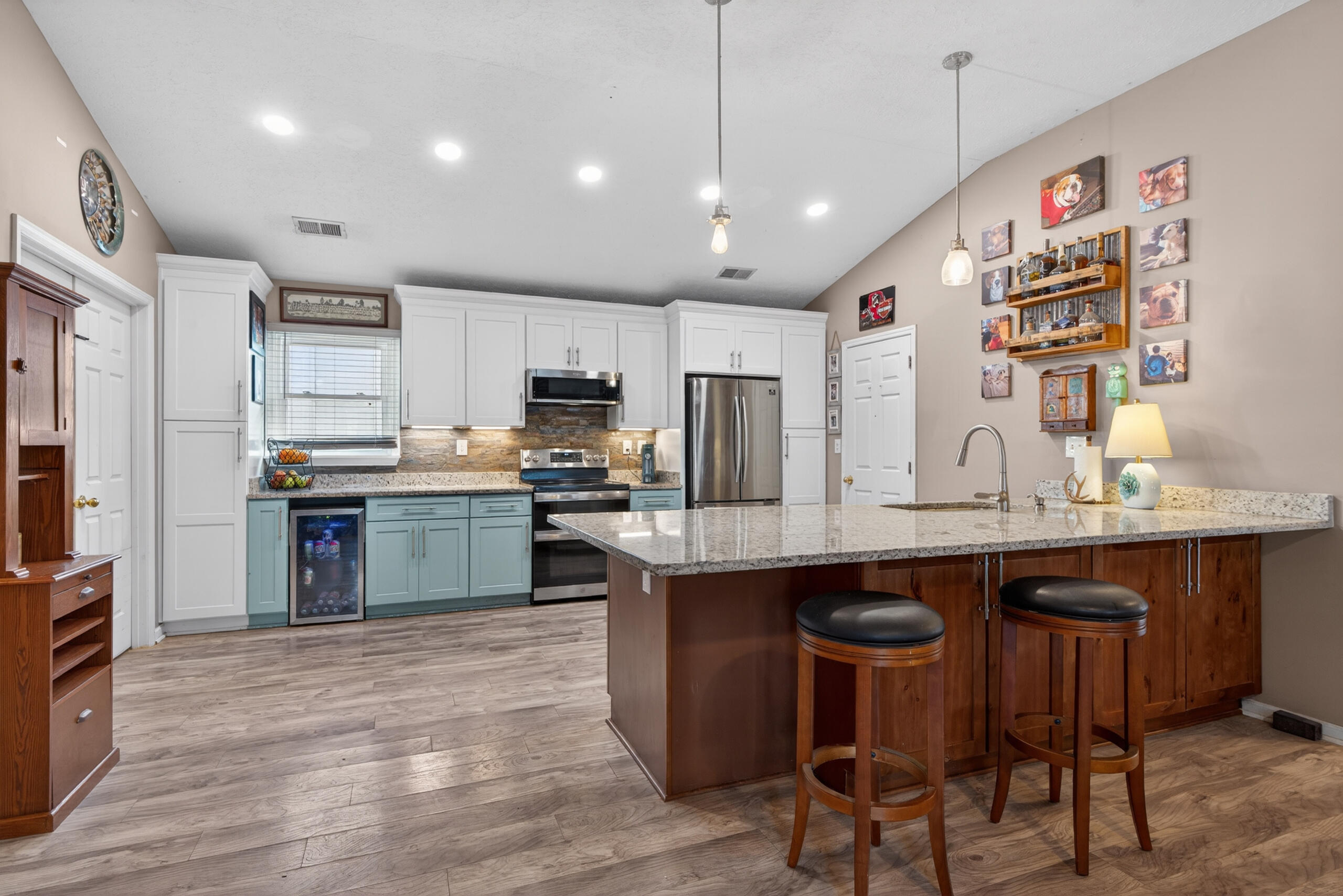 217 Woodbrook Place Property Photo 8