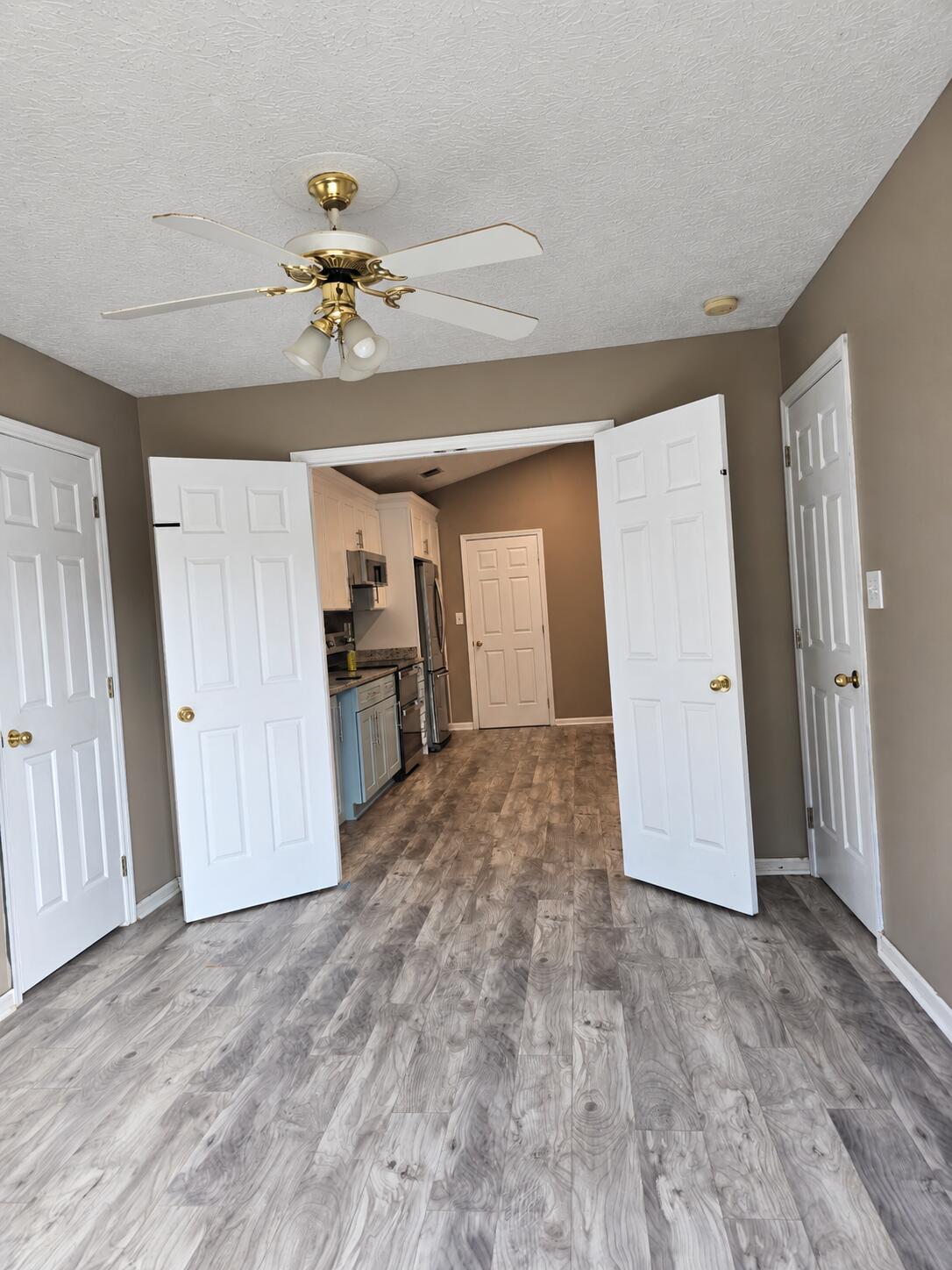 217 Woodbrook Place Property Photo 17