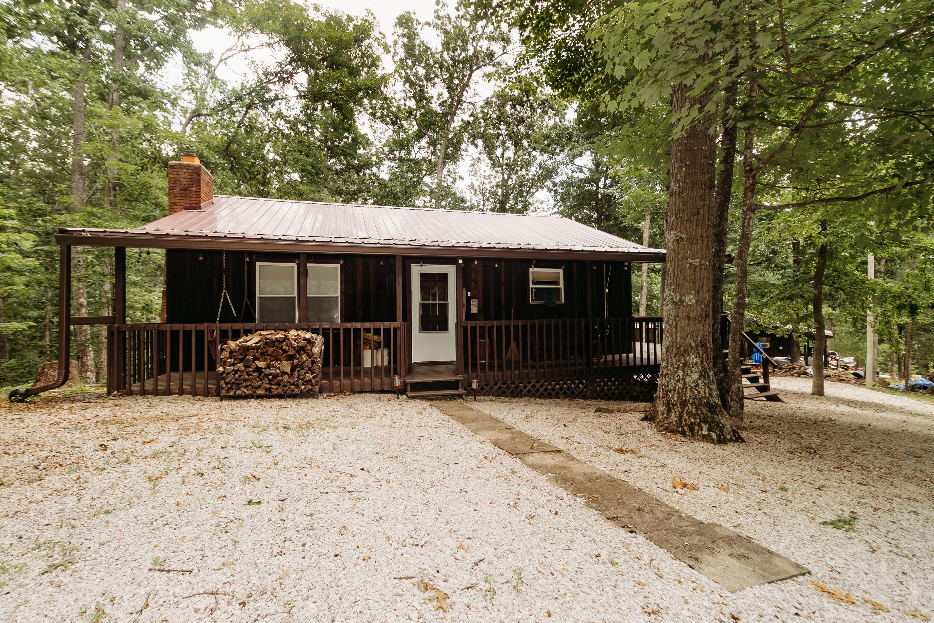 272 Cowboy Lane Property Photo 3