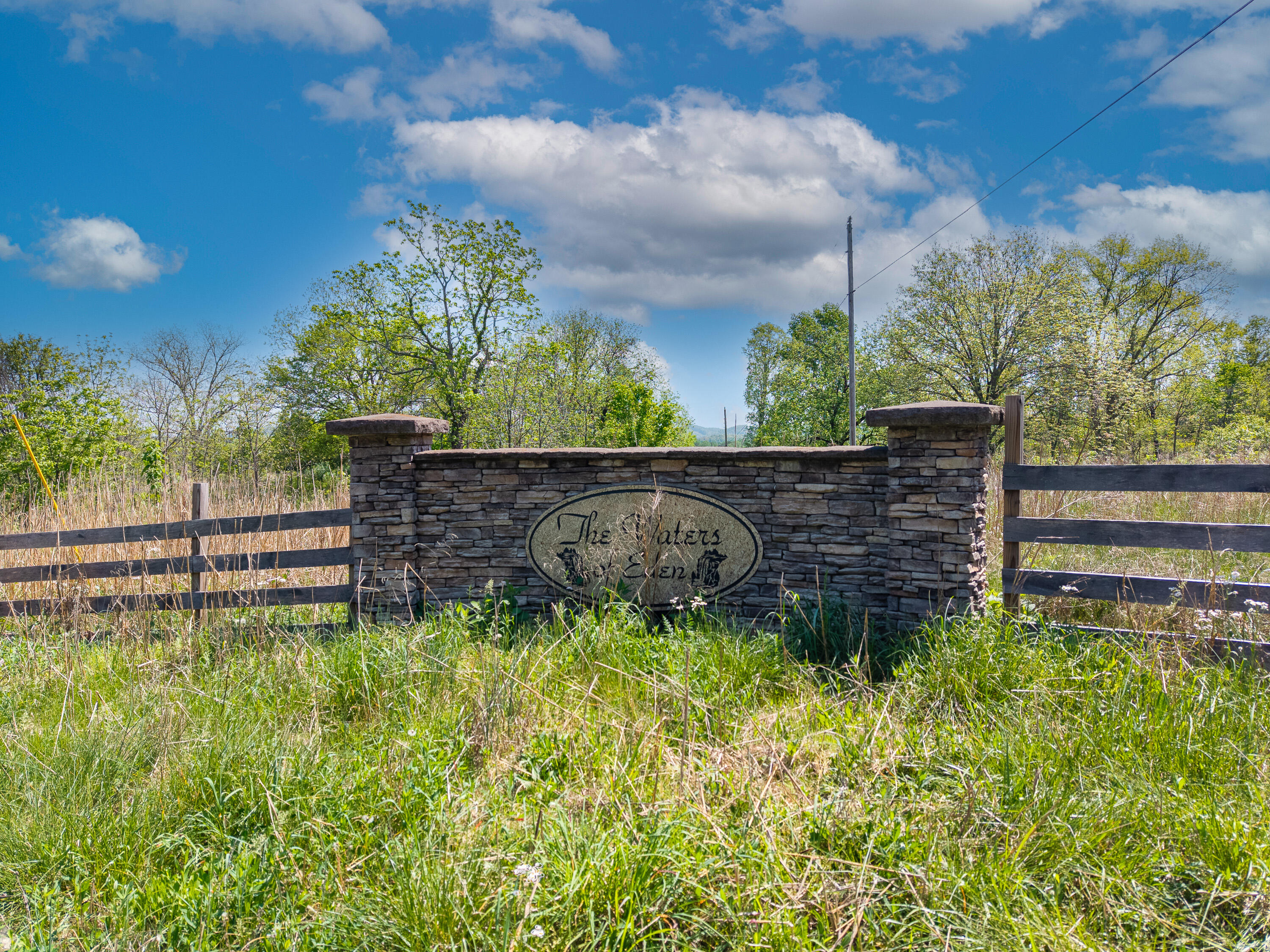 028 Aderholt Road Property Photo 2