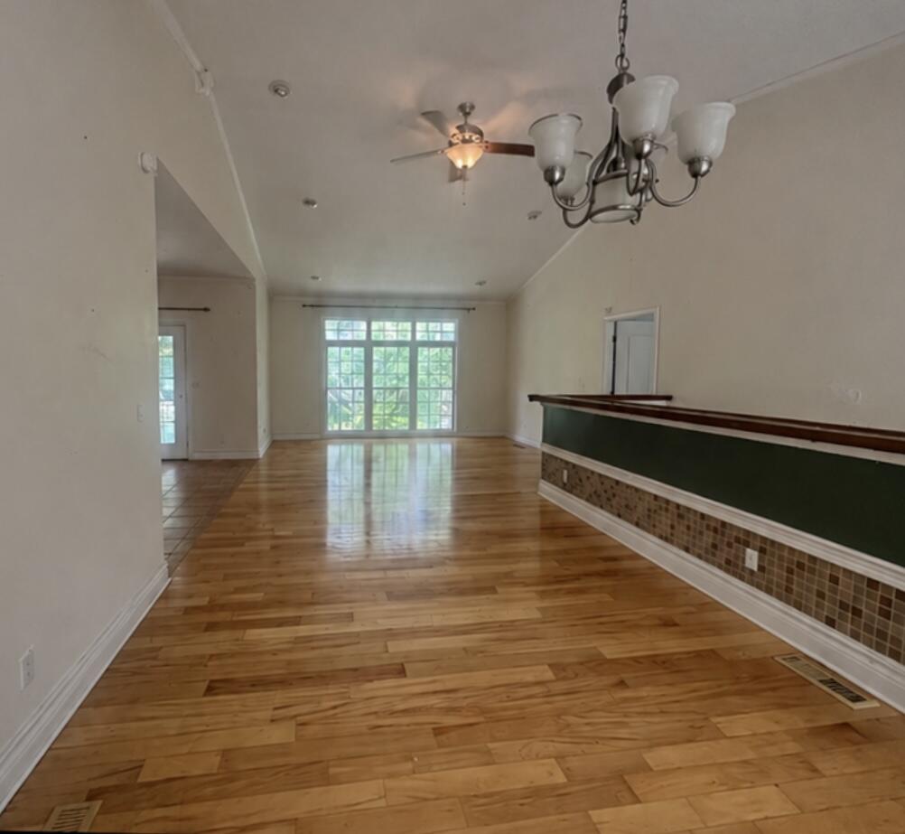 34 Ross Jones Road Property Photo 6