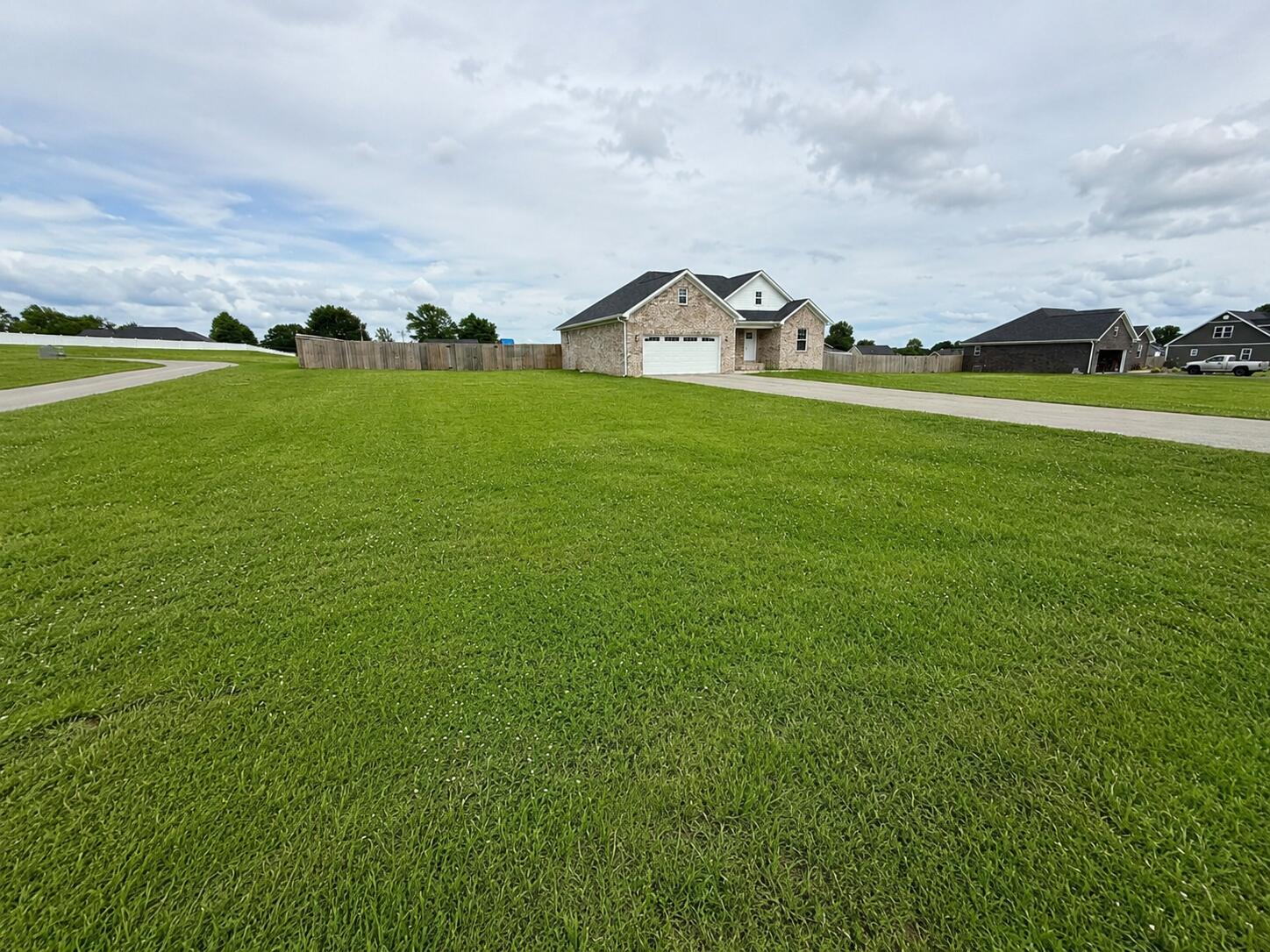 140 Gracelynn Circle Property Photo 3