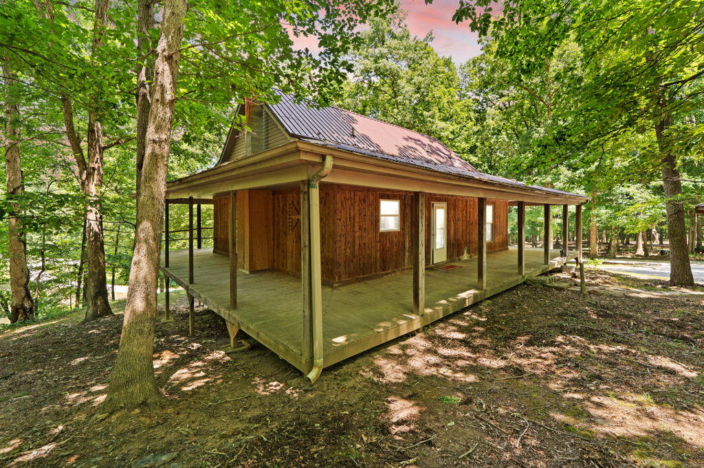 1261 Clark Road Property Photo 3