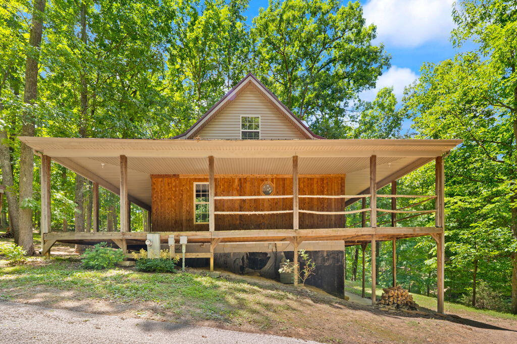 1261 Clark Road Property Photo 7