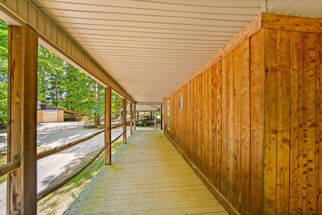 1261 Clark Road Property Photo 11