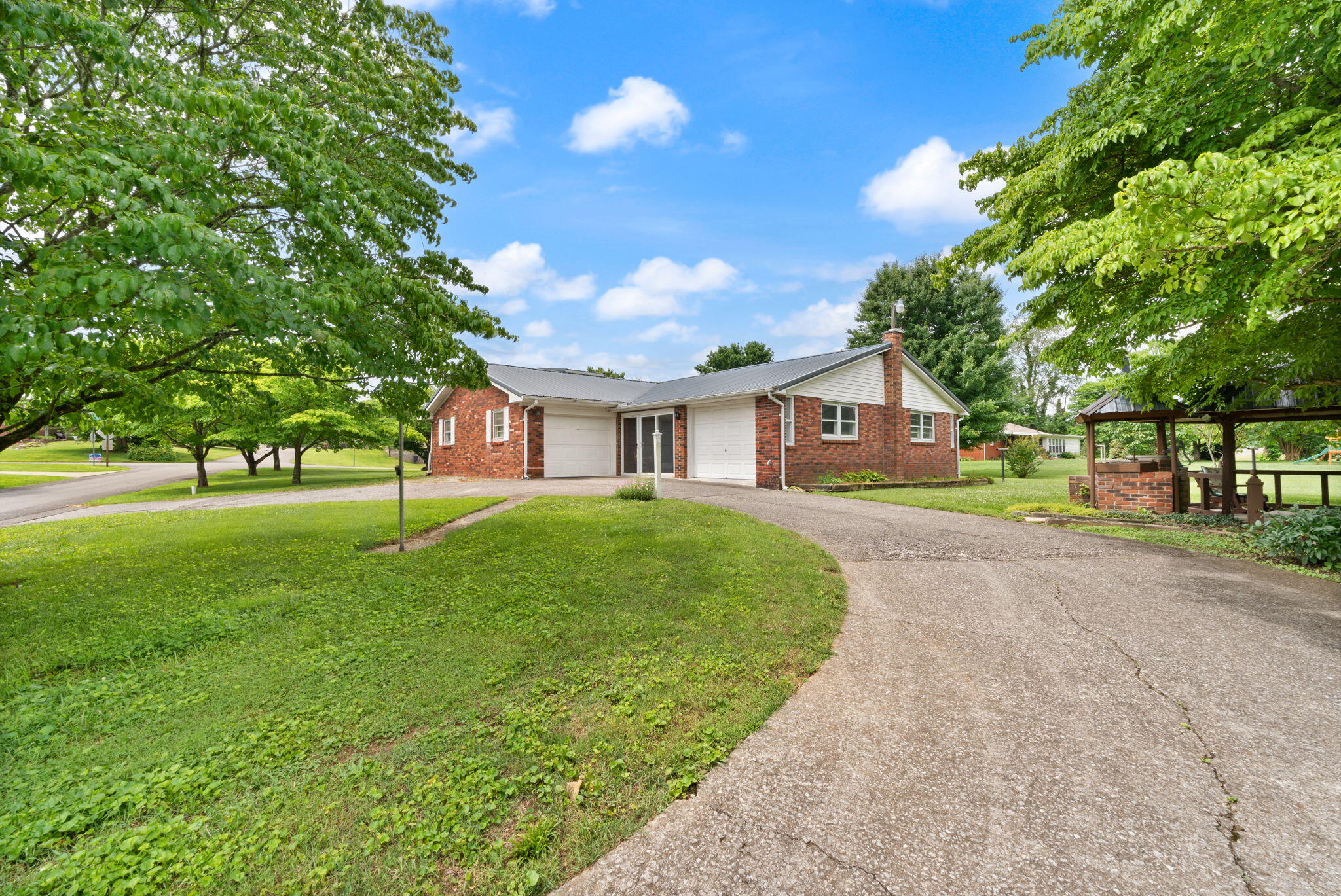 322 Sioux Trail Property Photo 1