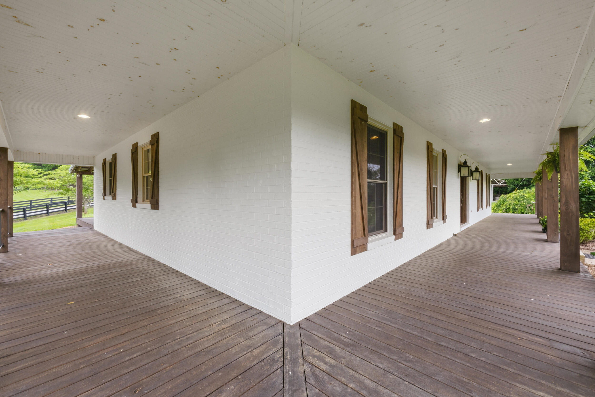 17412 Forkland Road Property Photo 37
