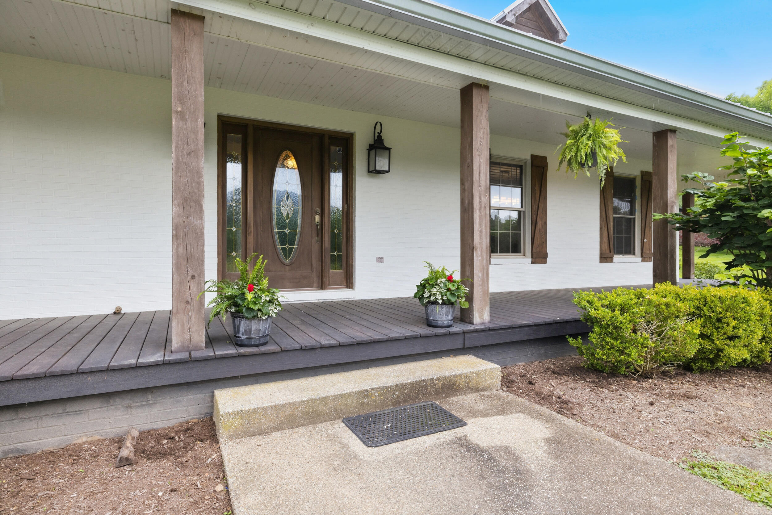 17412 Forkland Road Property Photo 23