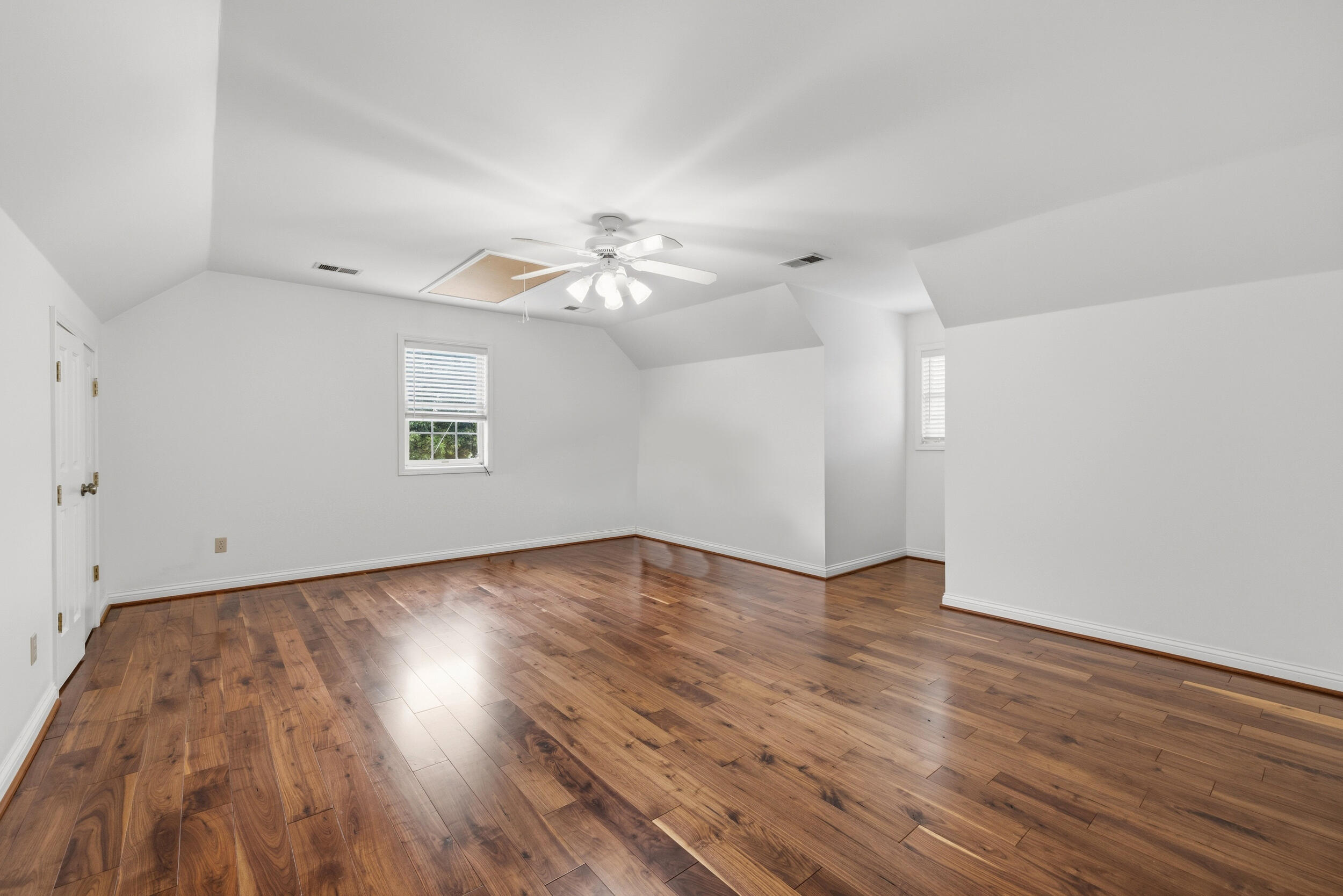17412 Forkland Road Property Photo 42