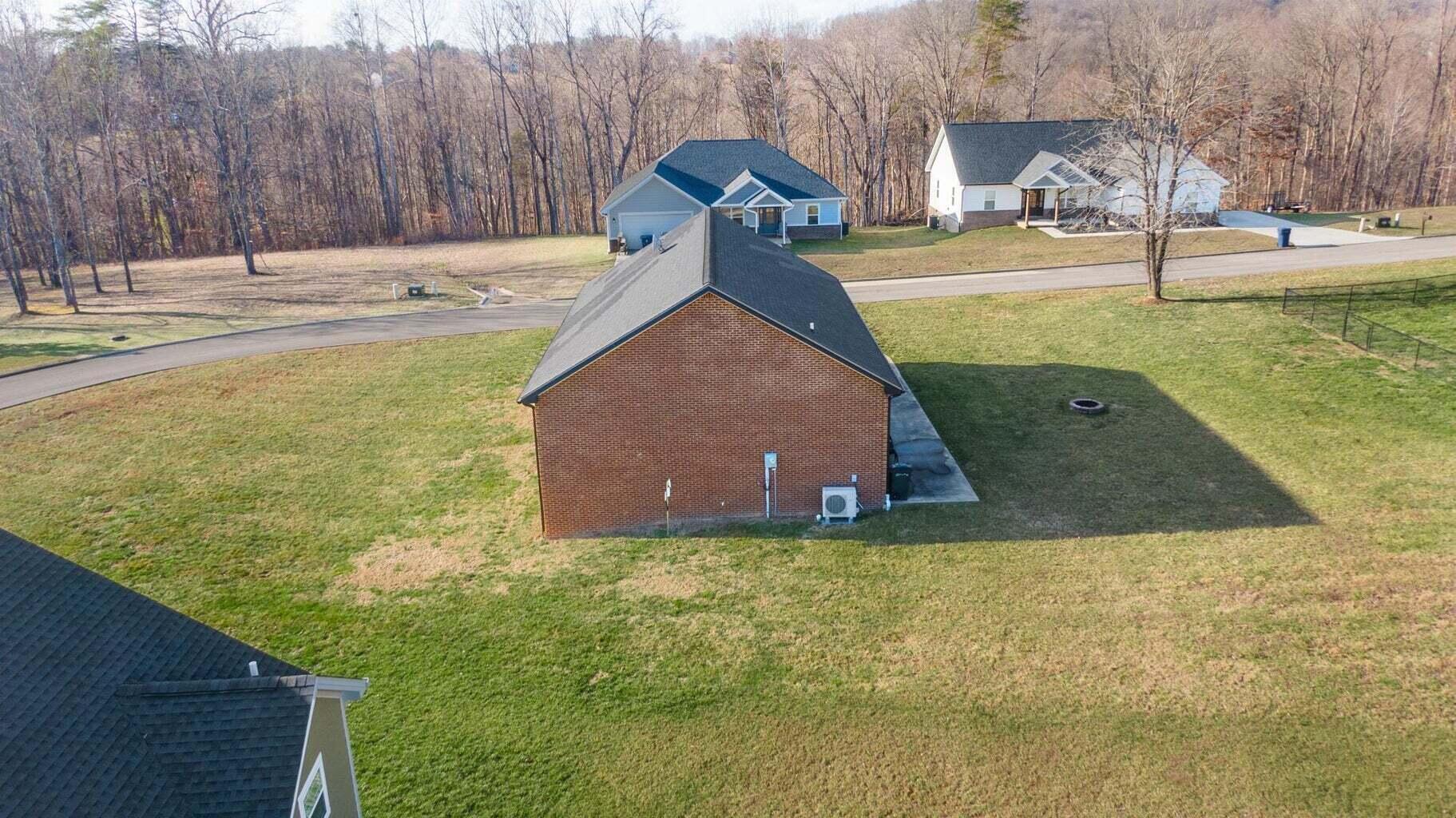 10 E Barrington Drive Property Photo 50