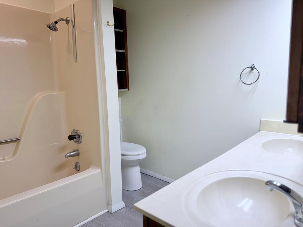 137 Dripping Springs Street Property Photo 8