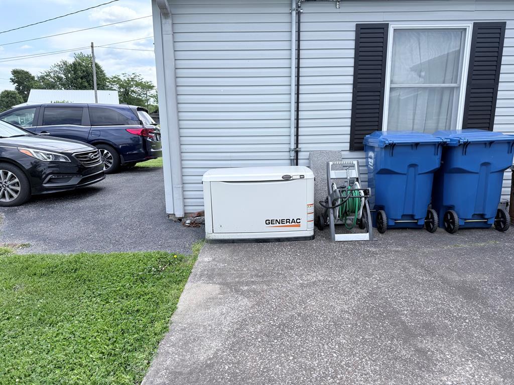 137 Dripping Springs Street Property Photo 31