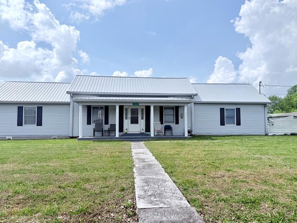 137 Dripping Springs Street Property Photo 37