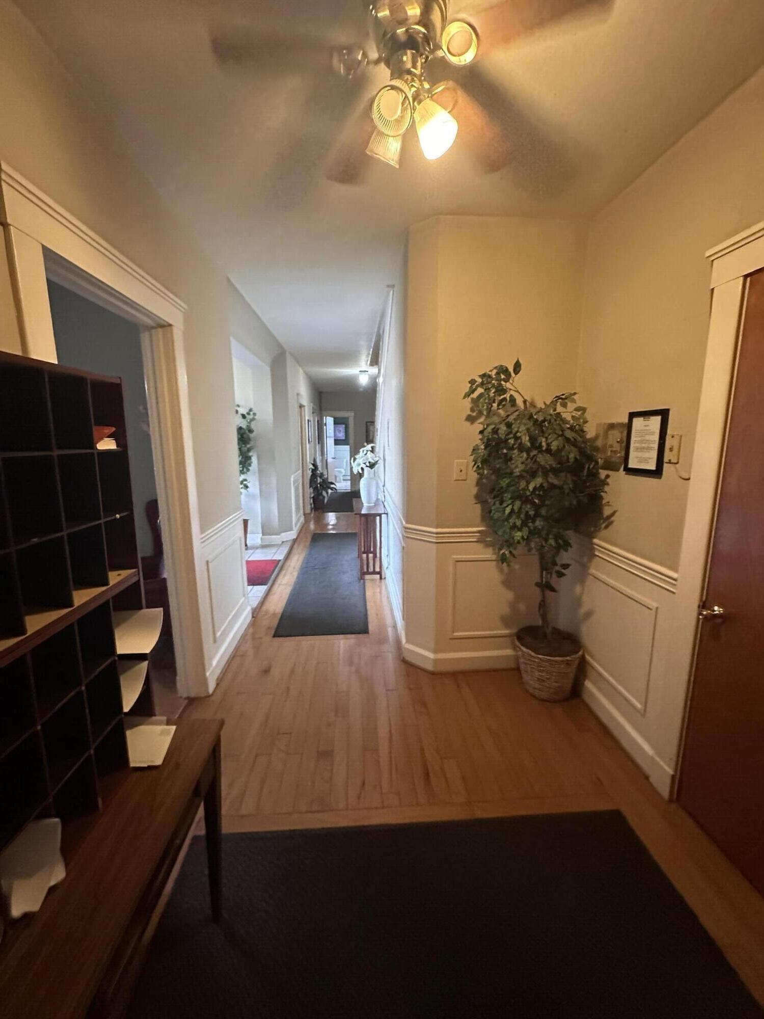 202 S College Street Property Photo 4