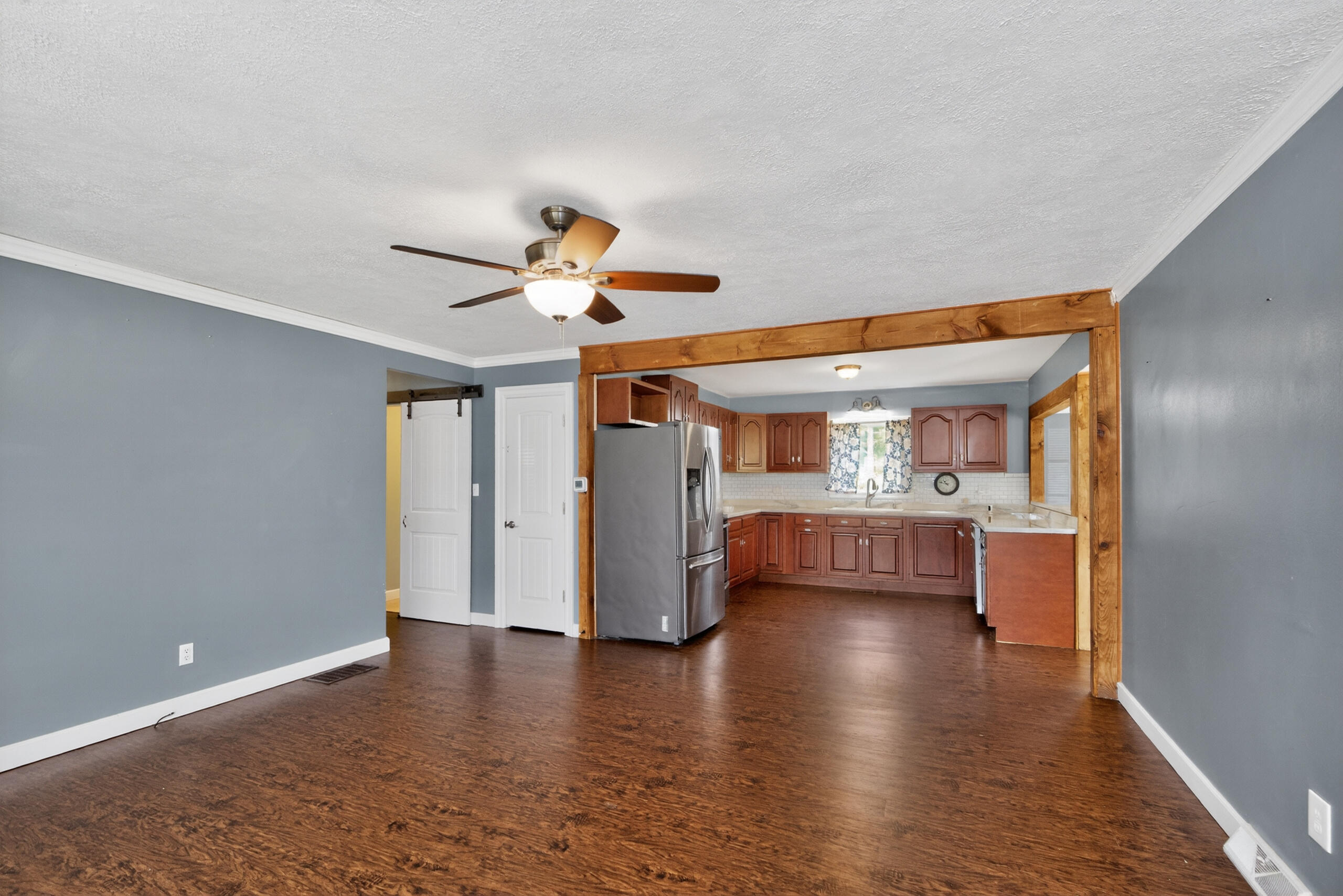 1127 Pine Crest Road Property Photo 6