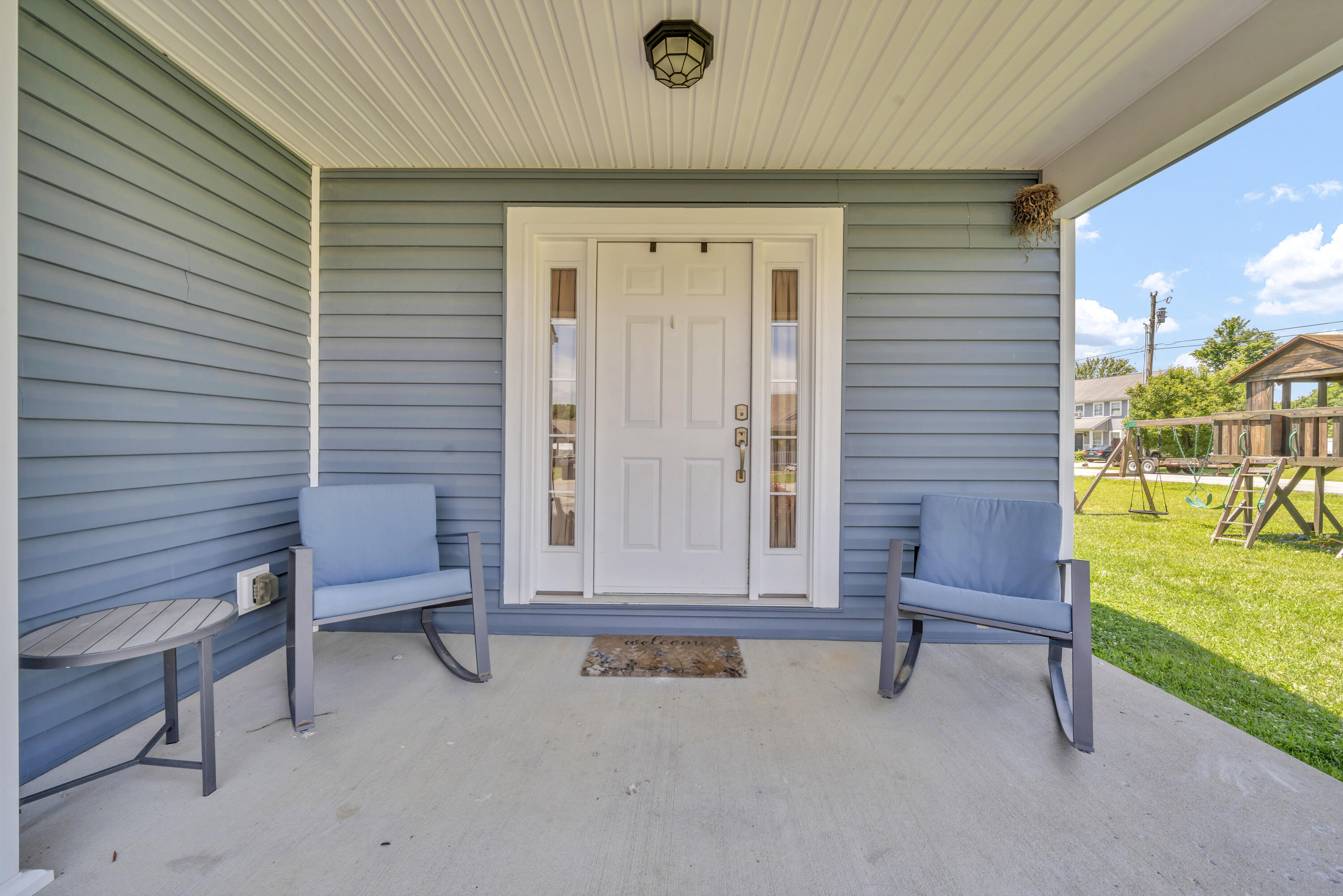 150 Clinton Drive Property Photo 3