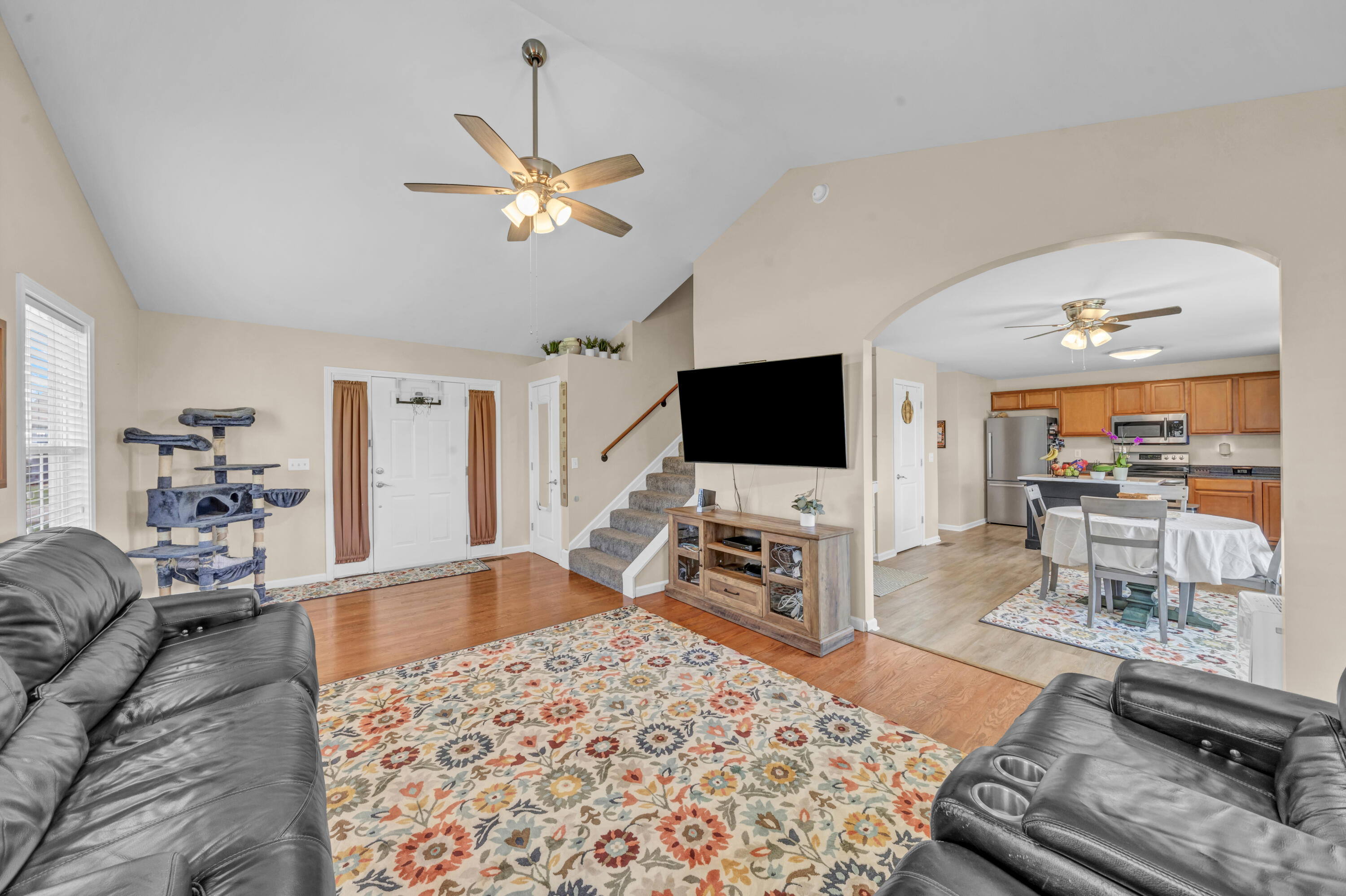 150 Clinton Drive Property Photo 6