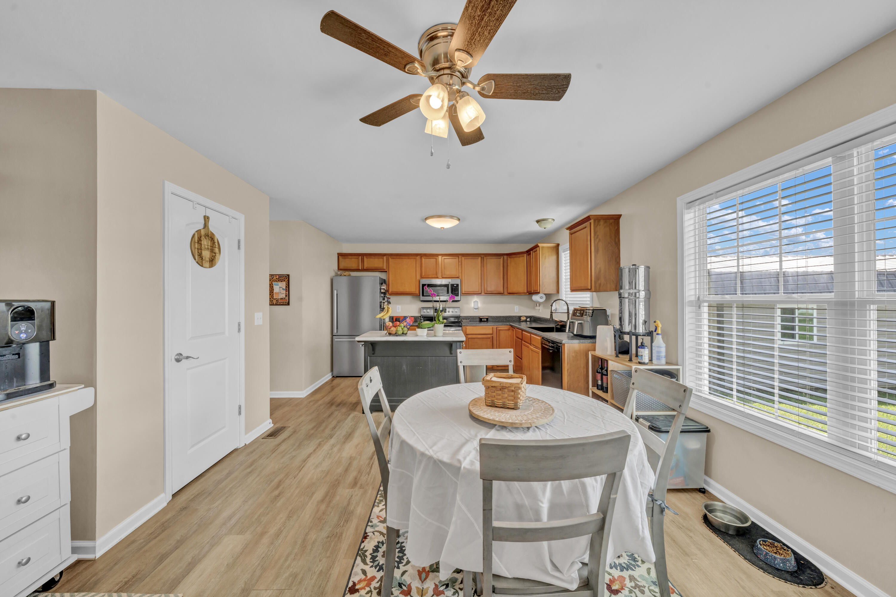 150 Clinton Drive Property Photo 10