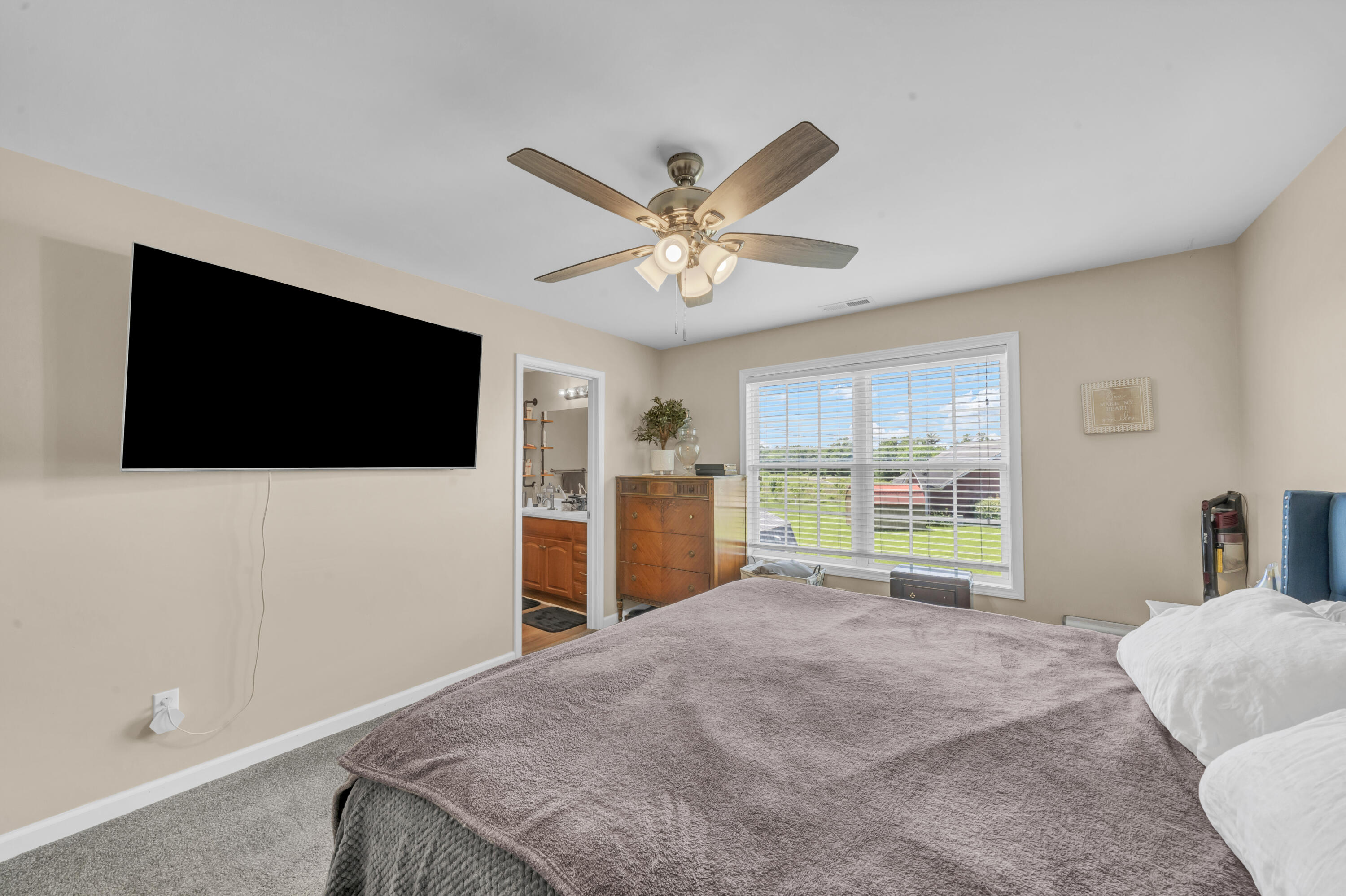 150 Clinton Drive Property Photo 22