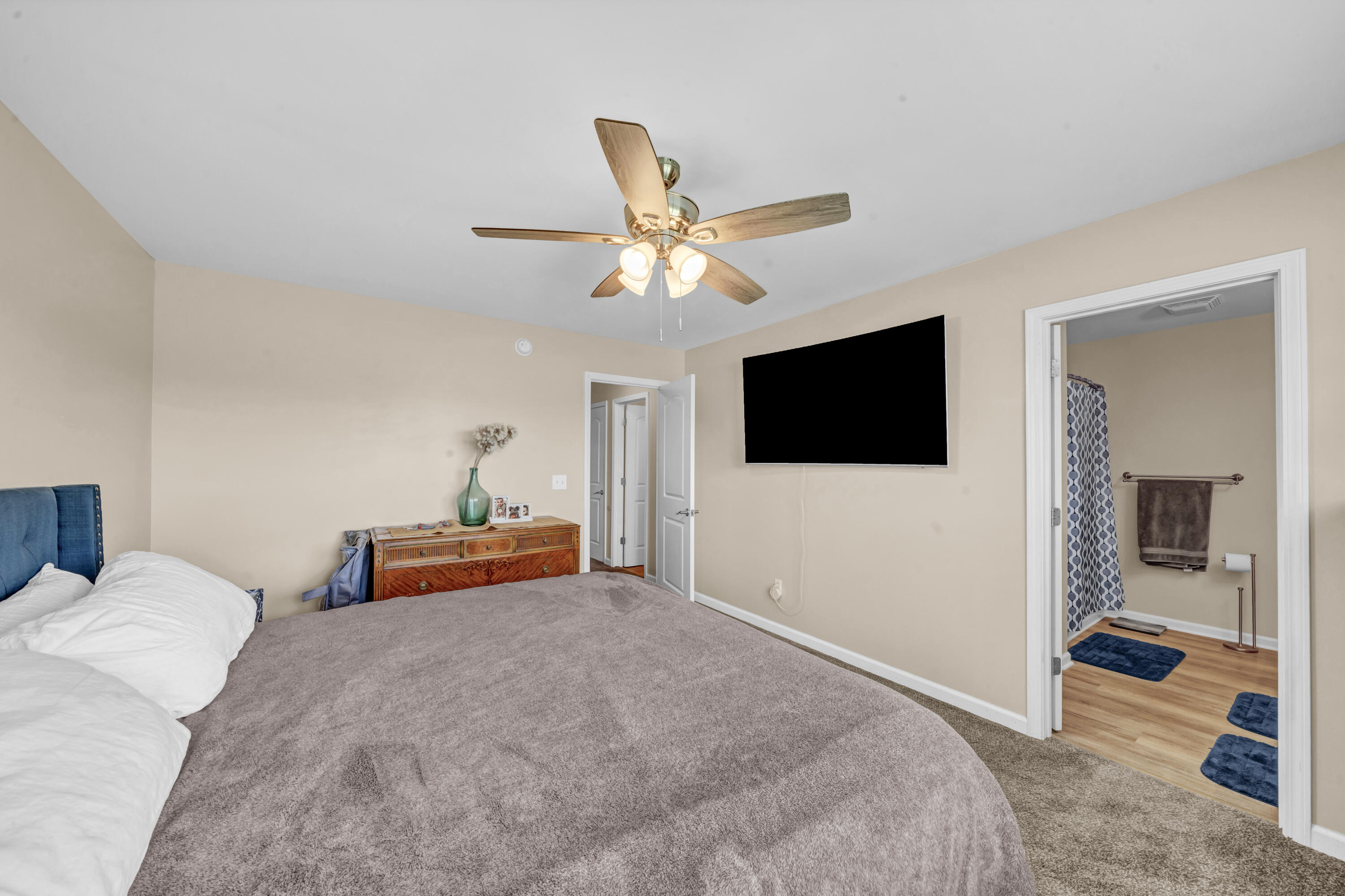 150 Clinton Drive Property Photo 23
