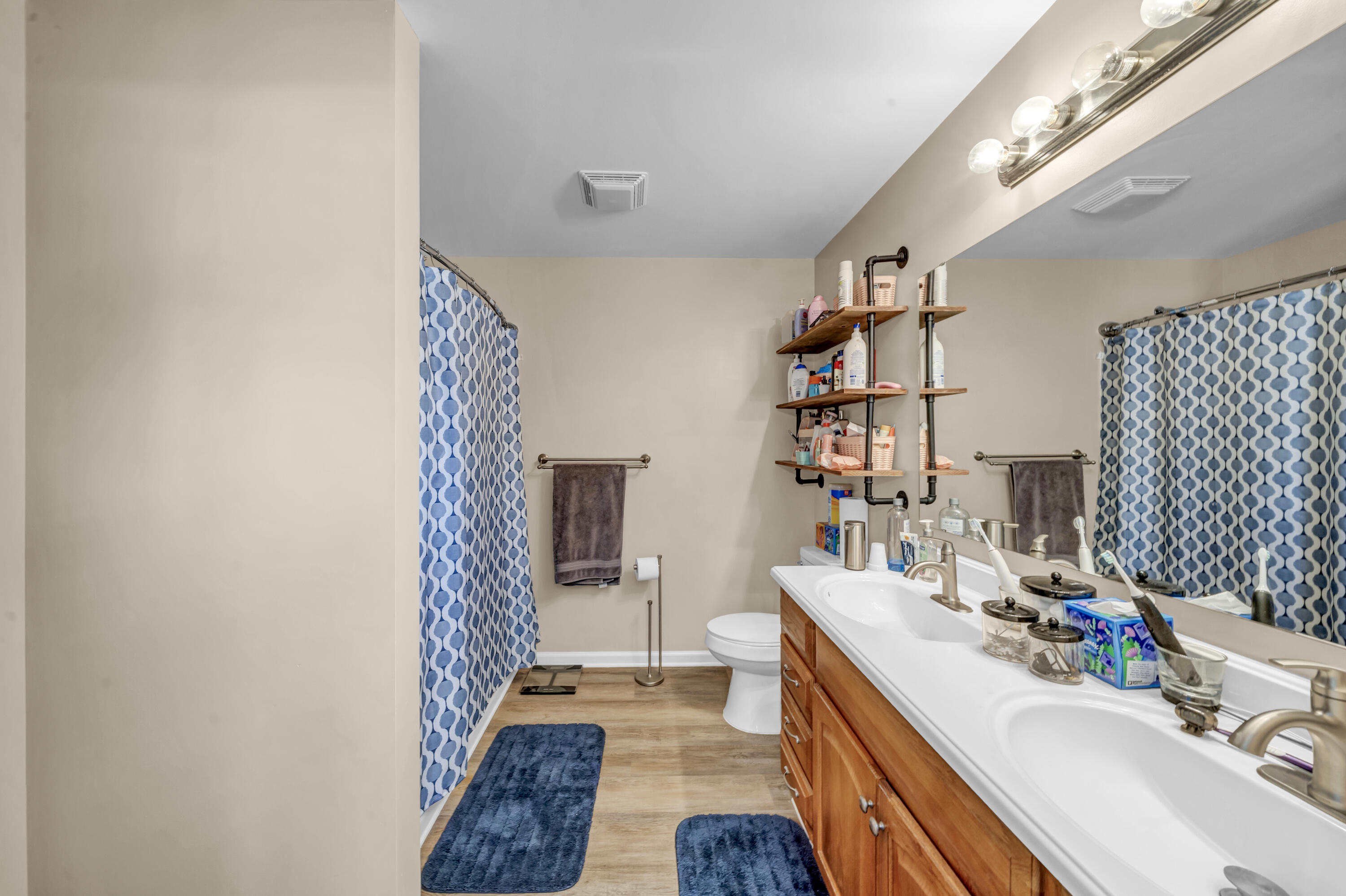 150 Clinton Drive Property Photo 25