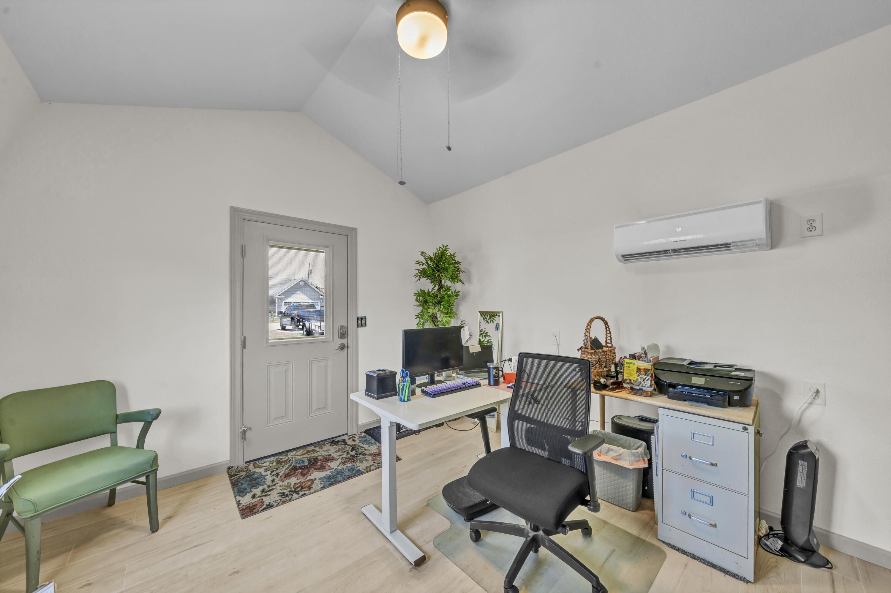 150 Clinton Drive Property Photo 49