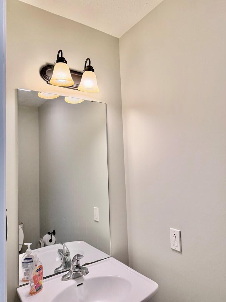 210 Westminster Place Property Photo 27