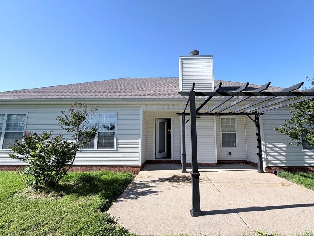 210 Westminster Place Property Photo 37