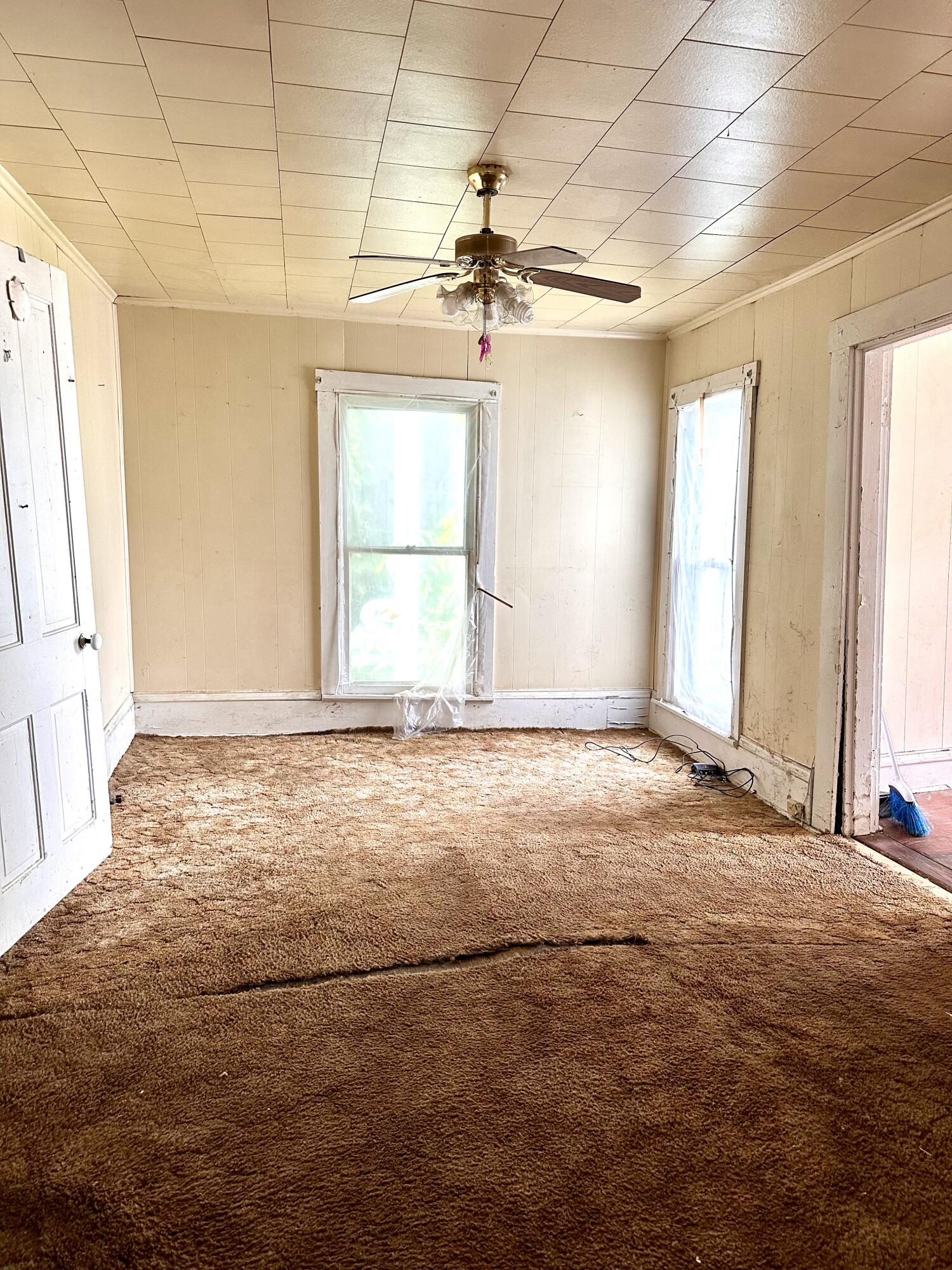 459 N Broadway Property Photo 11