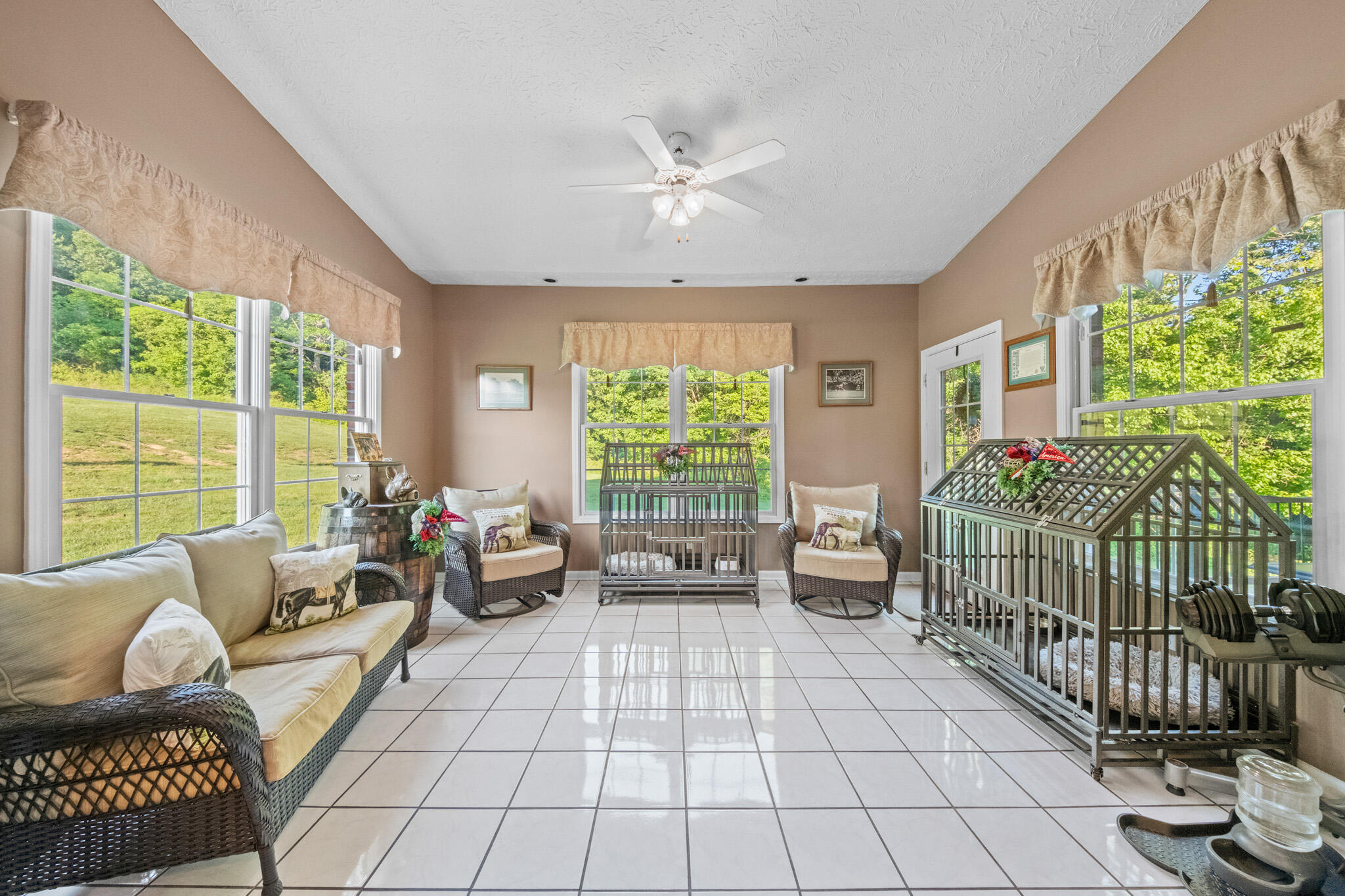 287 Chapel Hollow Property Photo 10