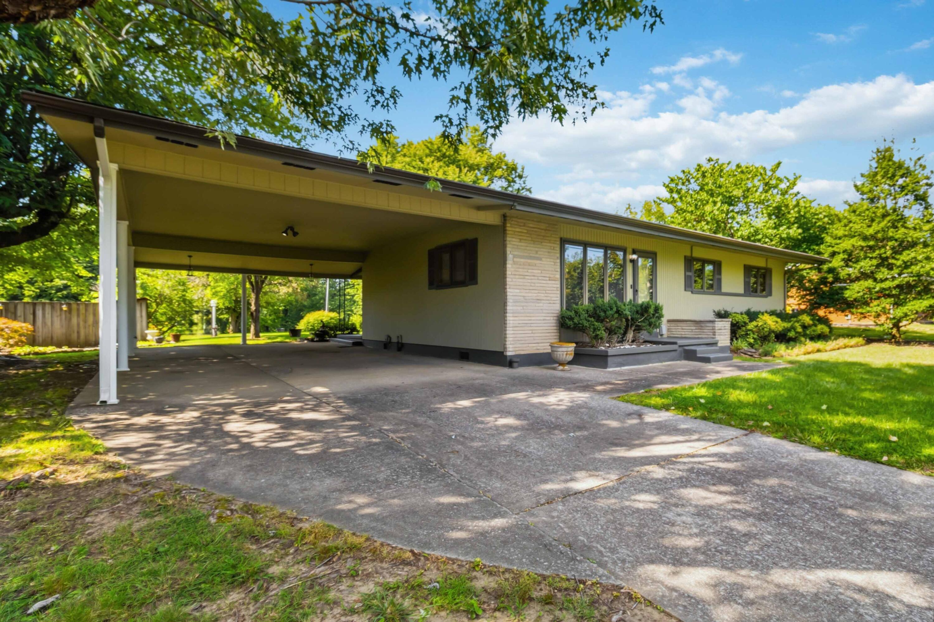 31 Garland Avenue Property Photo 1