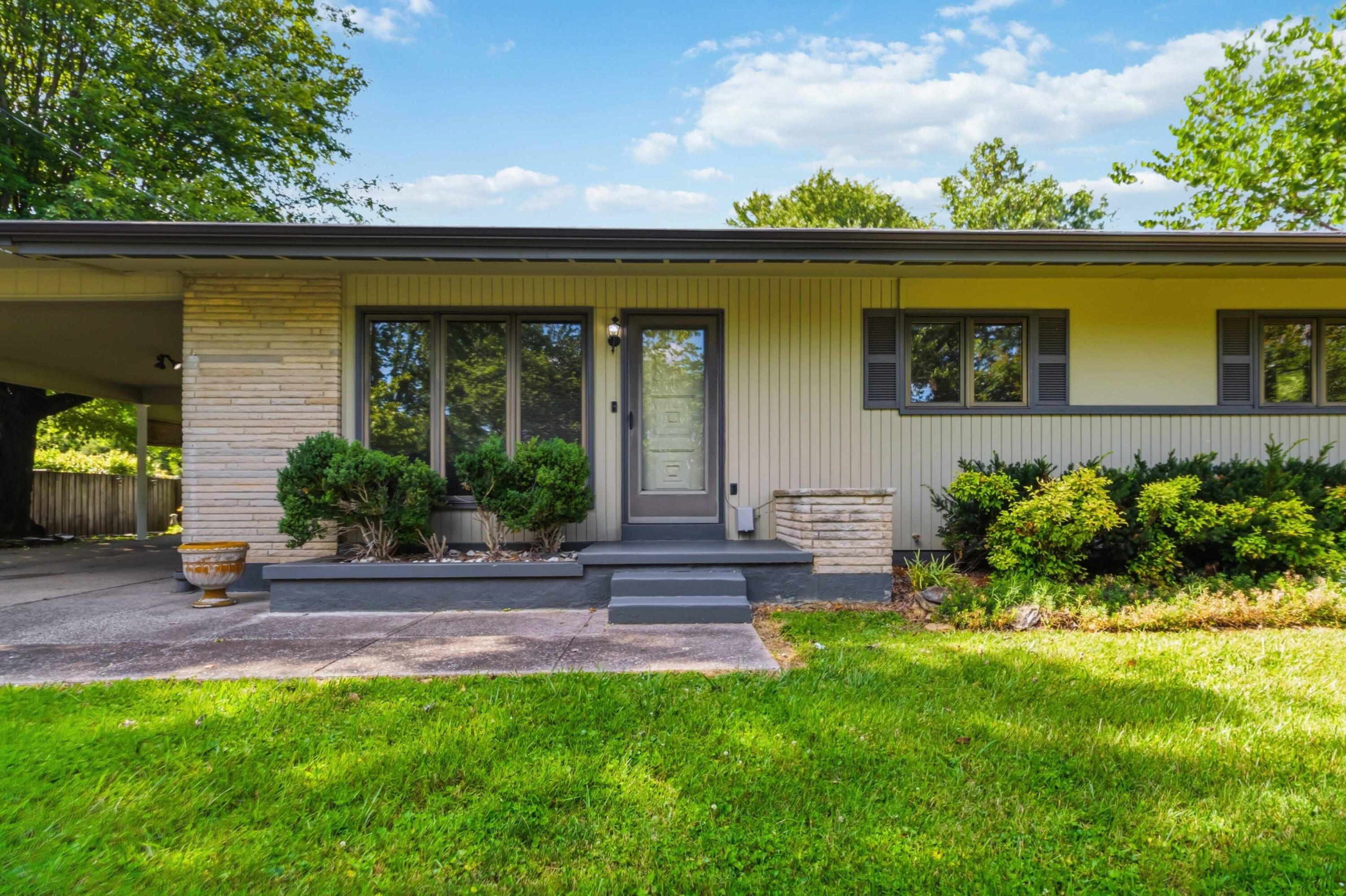 31 Garland Avenue Property Photo 5
