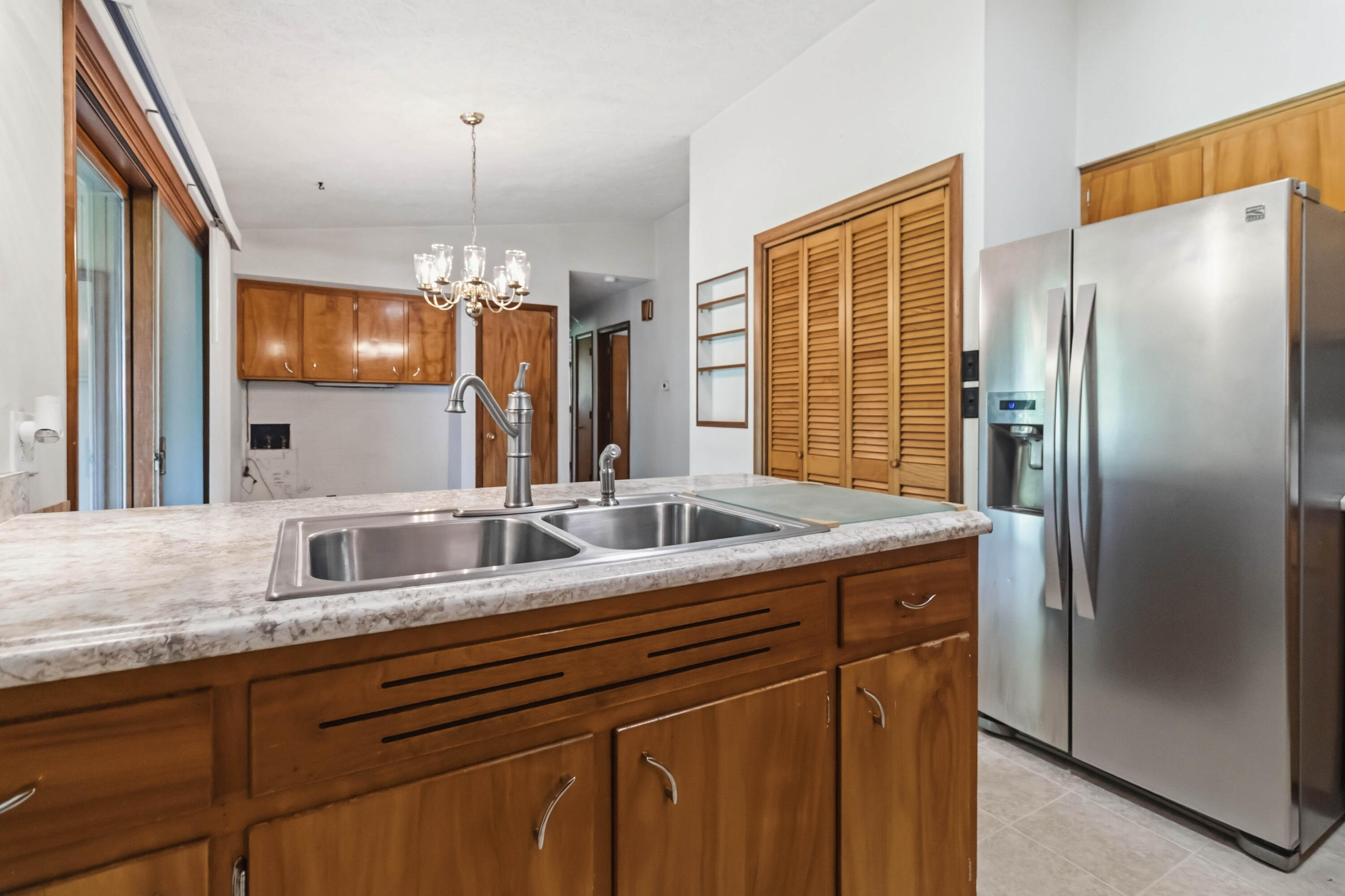 31 Garland Avenue Property Photo 15