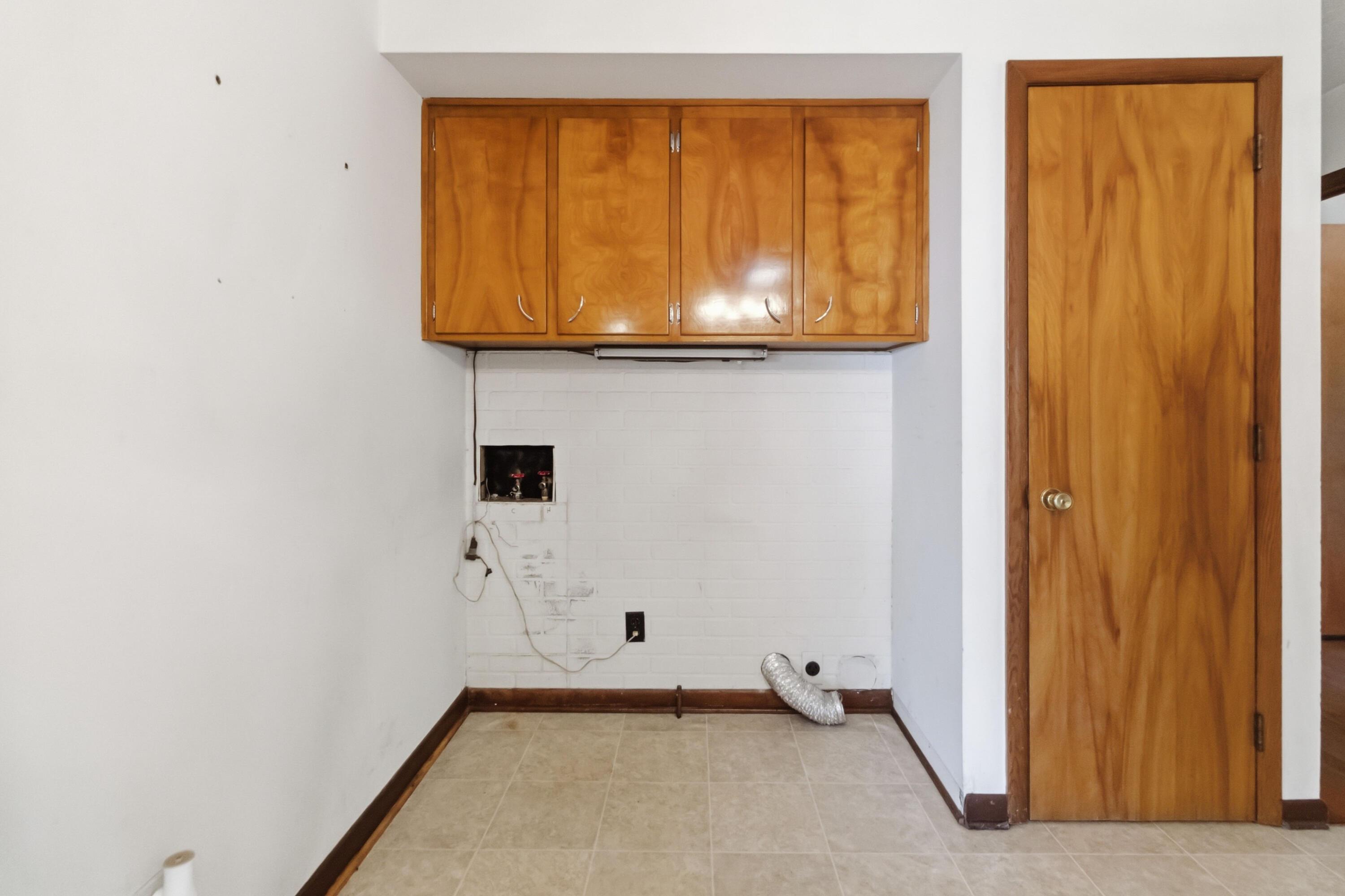 31 Garland Avenue Property Photo 22