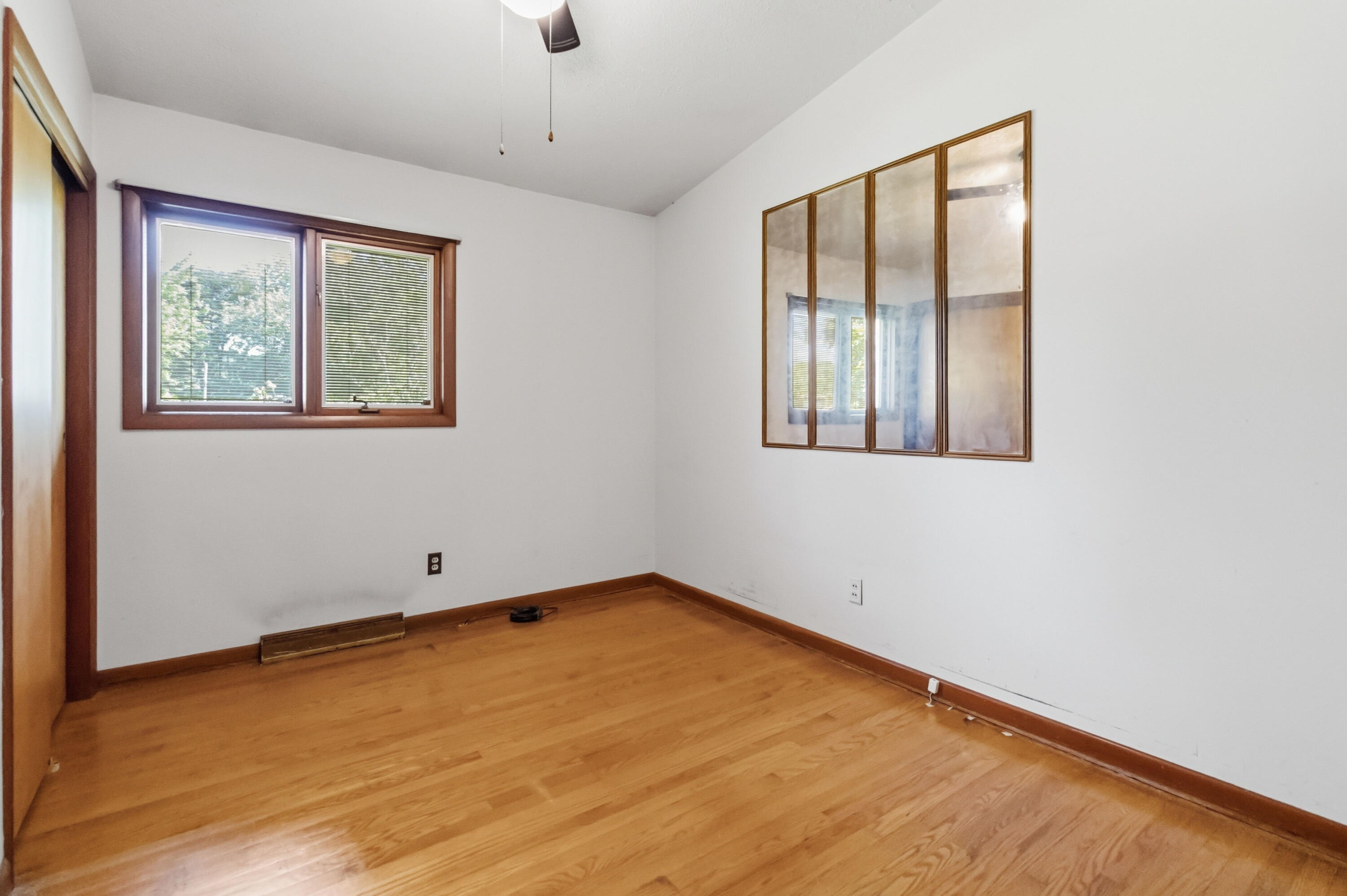 31 Garland Avenue Property Photo 23