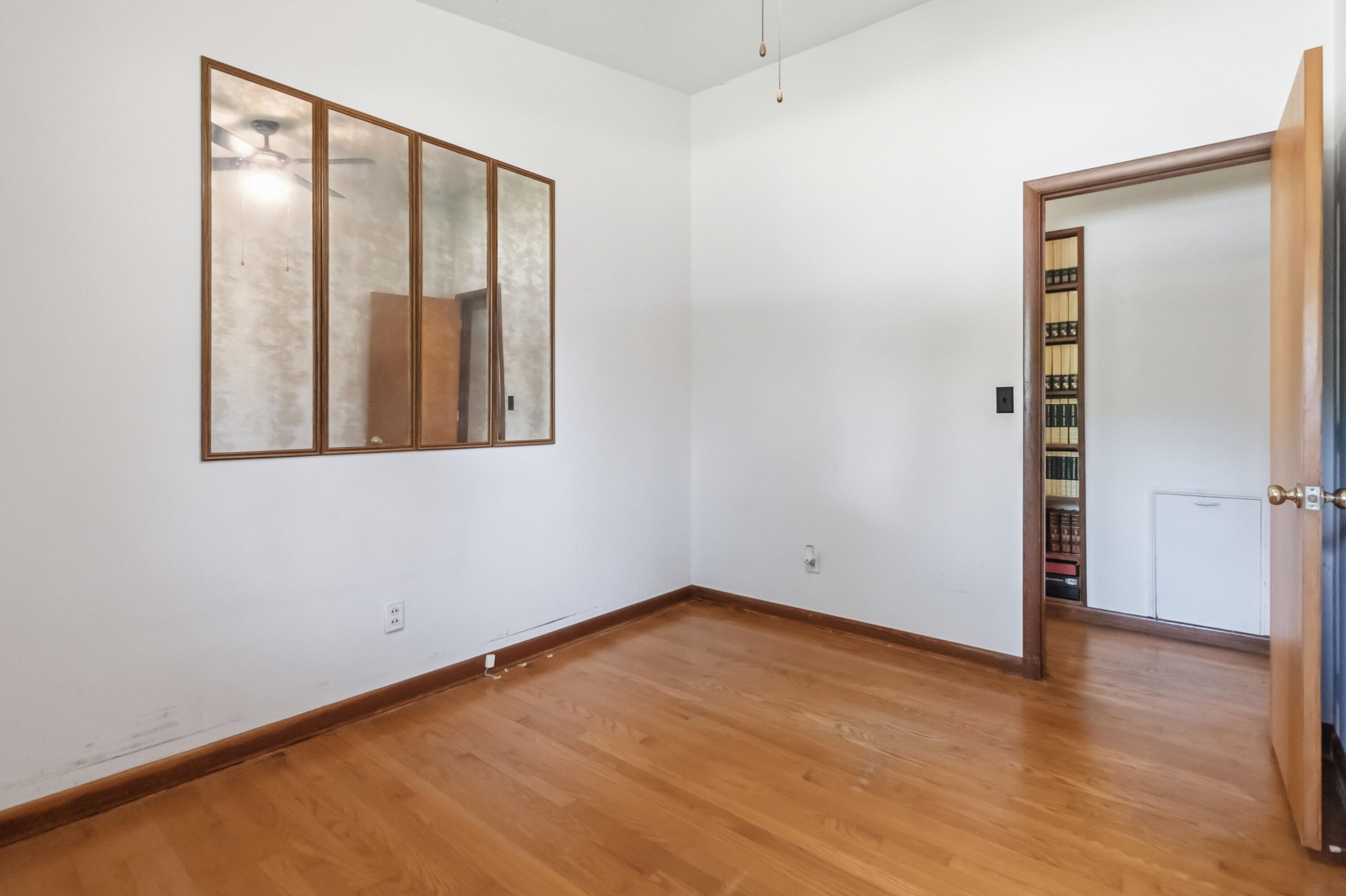 31 Garland Avenue Property Photo 25