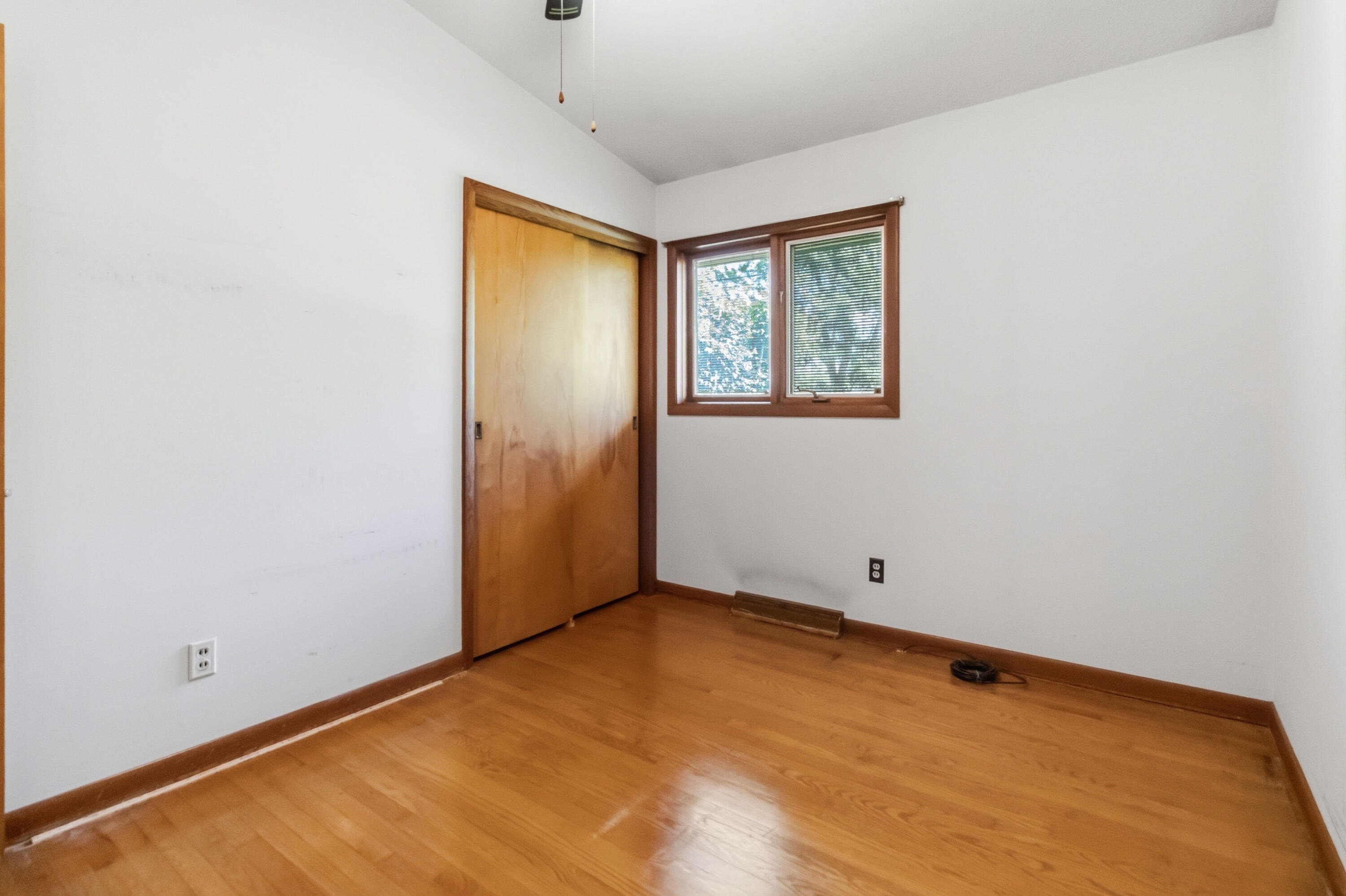 31 Garland Avenue Property Photo 27