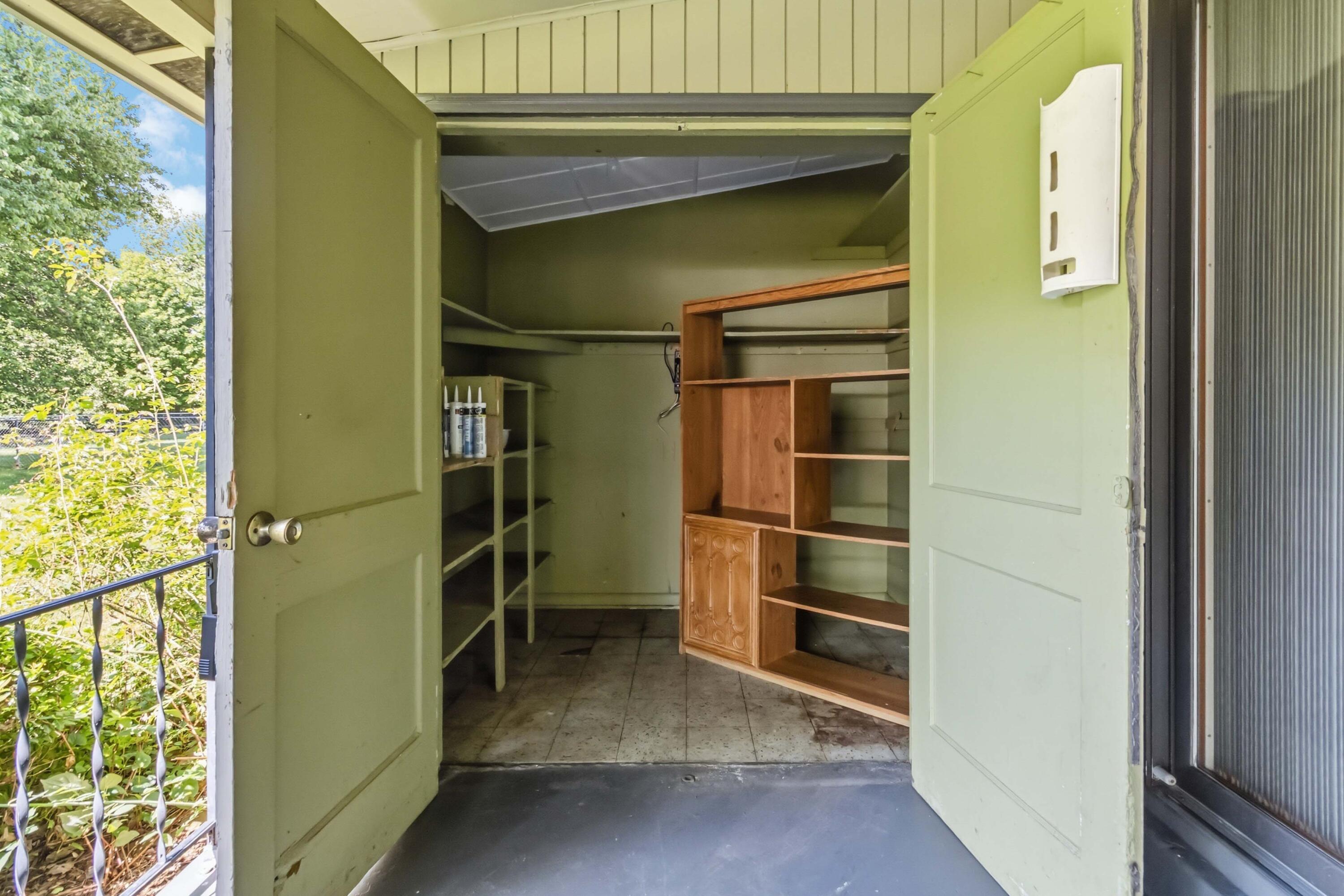 31 Garland Avenue Property Photo 40