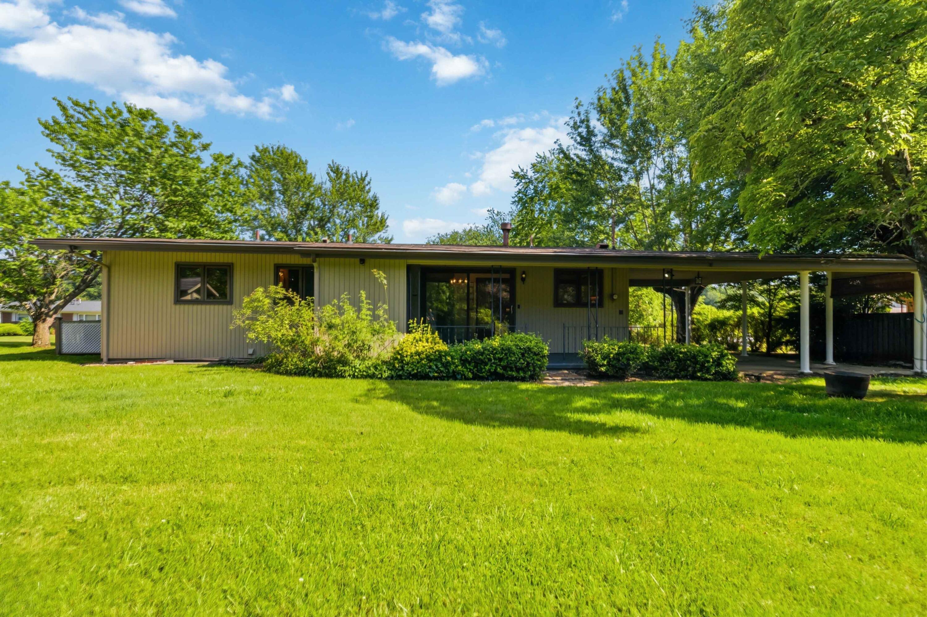 31 Garland Avenue Property Photo 49