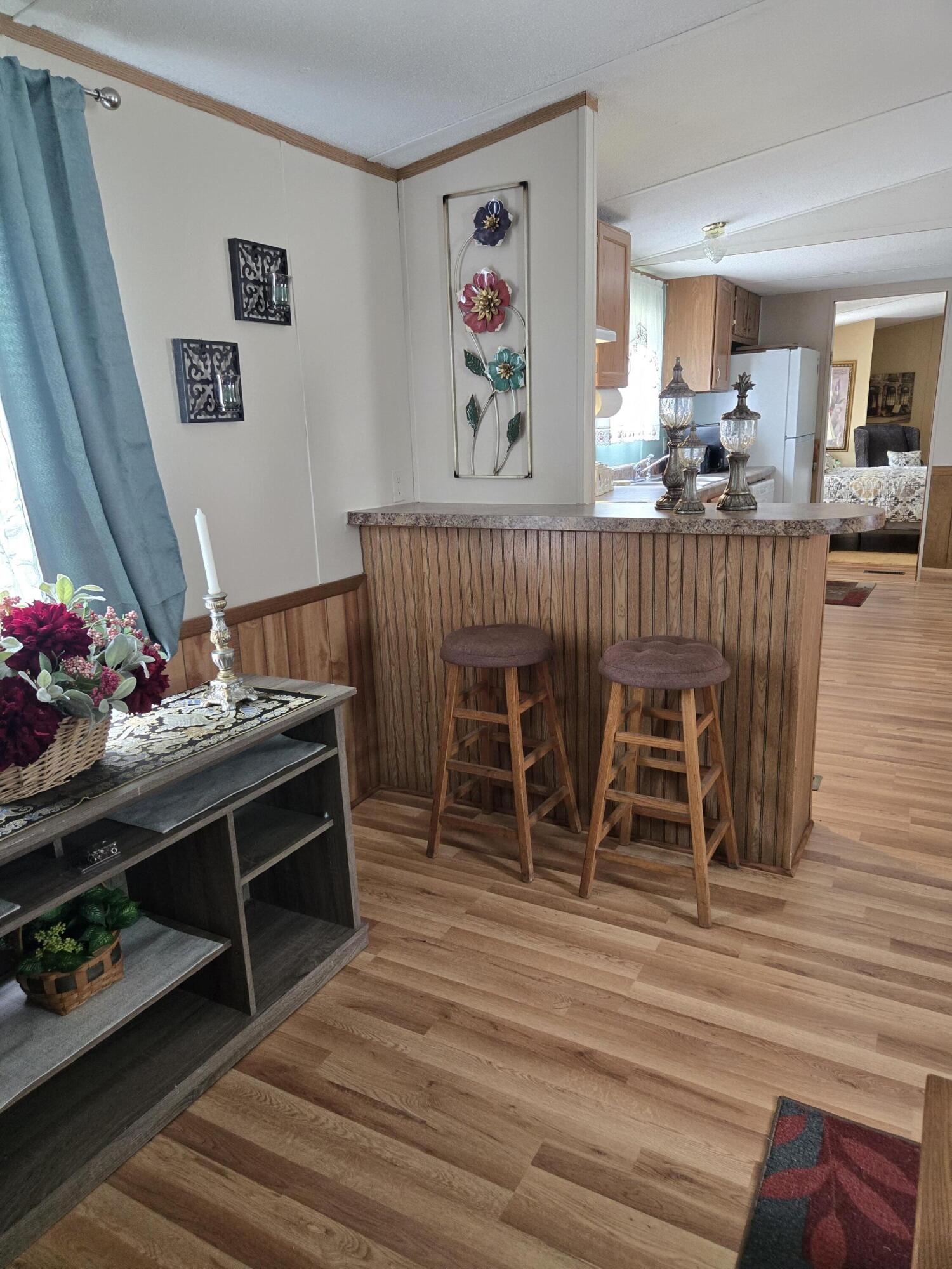 2174 Lambert Road Property Photo 11
