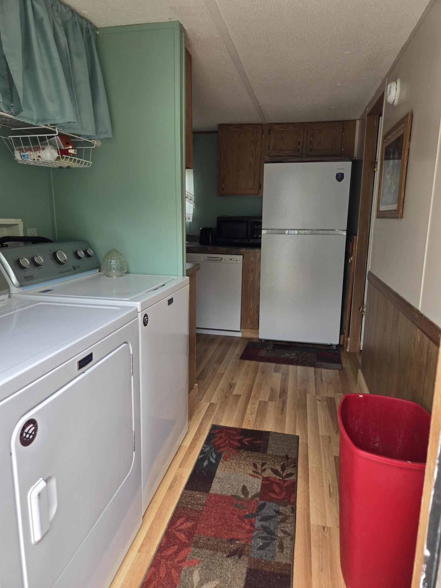 2174 Lambert Road Property Photo 14