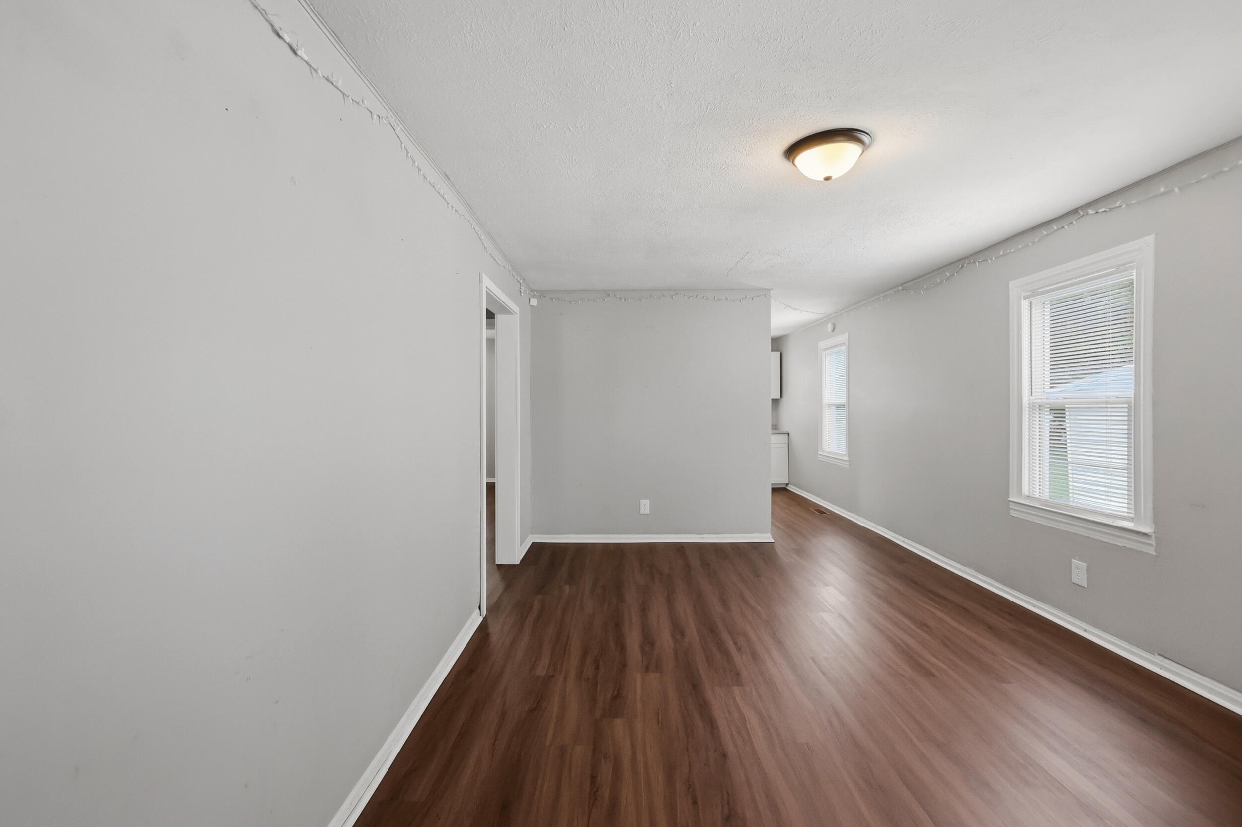 106 Lassiter Drive Property Photo 3