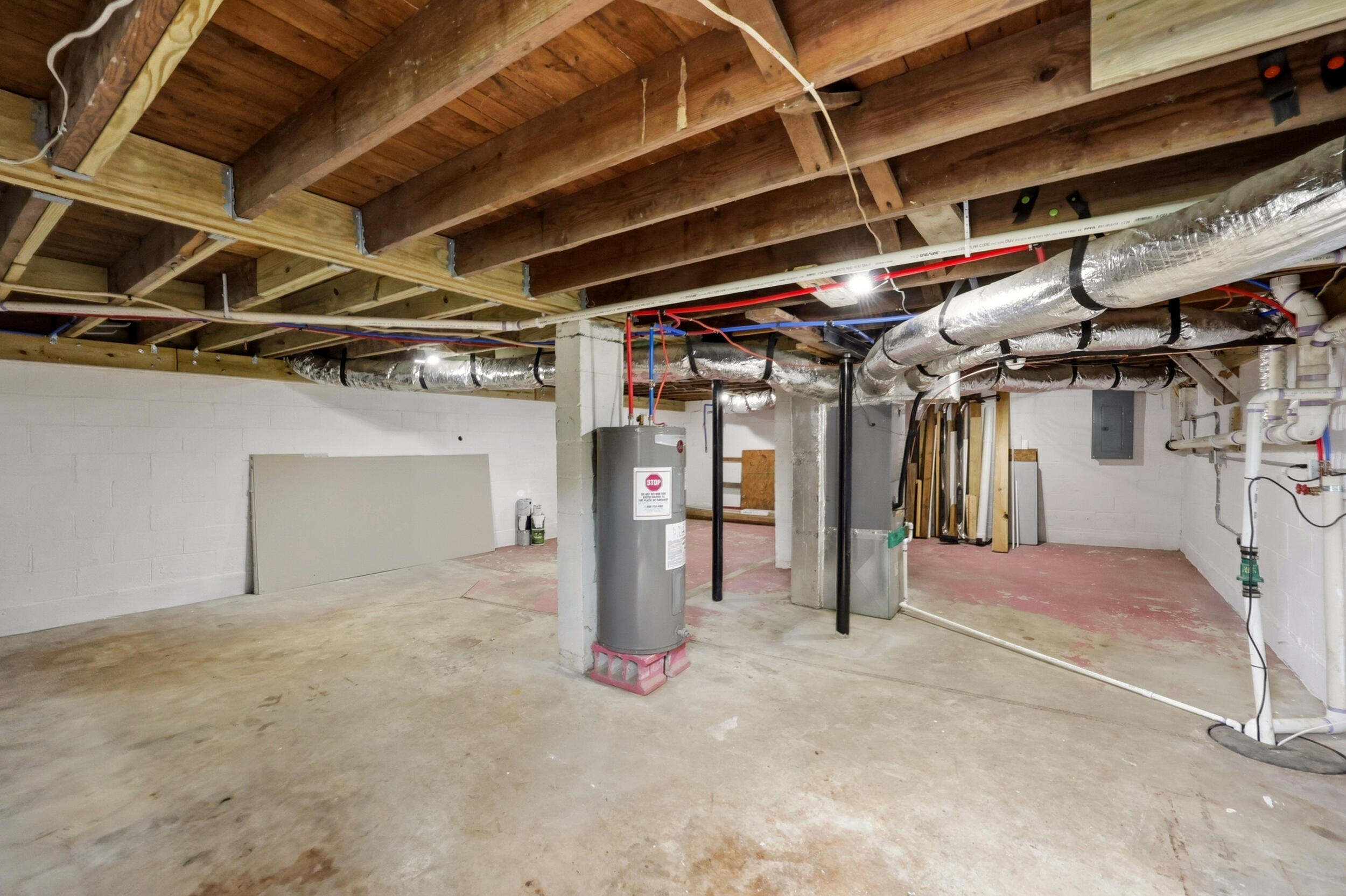 106 Lassiter Drive Property Photo 14
