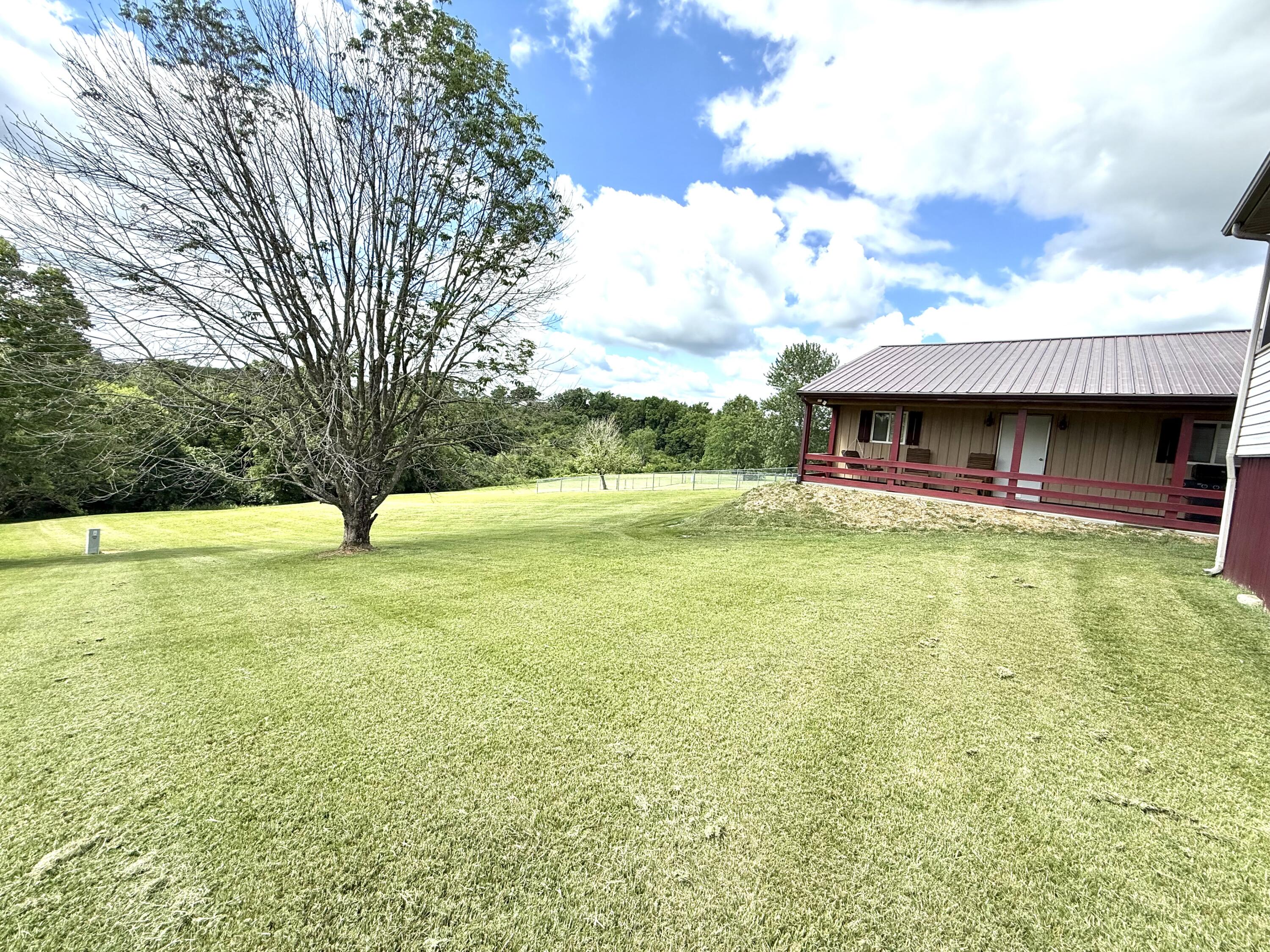 143 Deer Run Property Photo 7