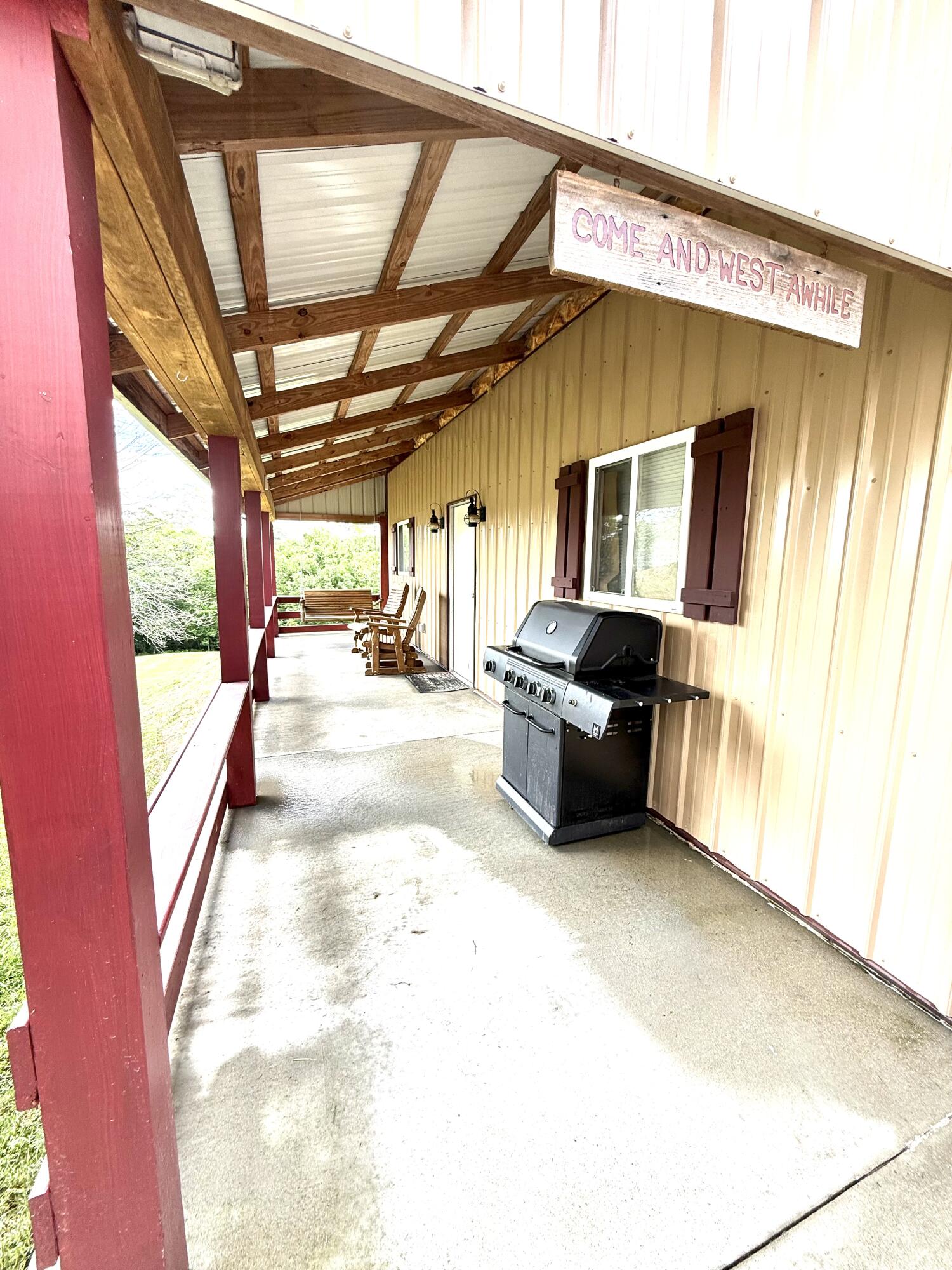 143 Deer Run Property Photo 11