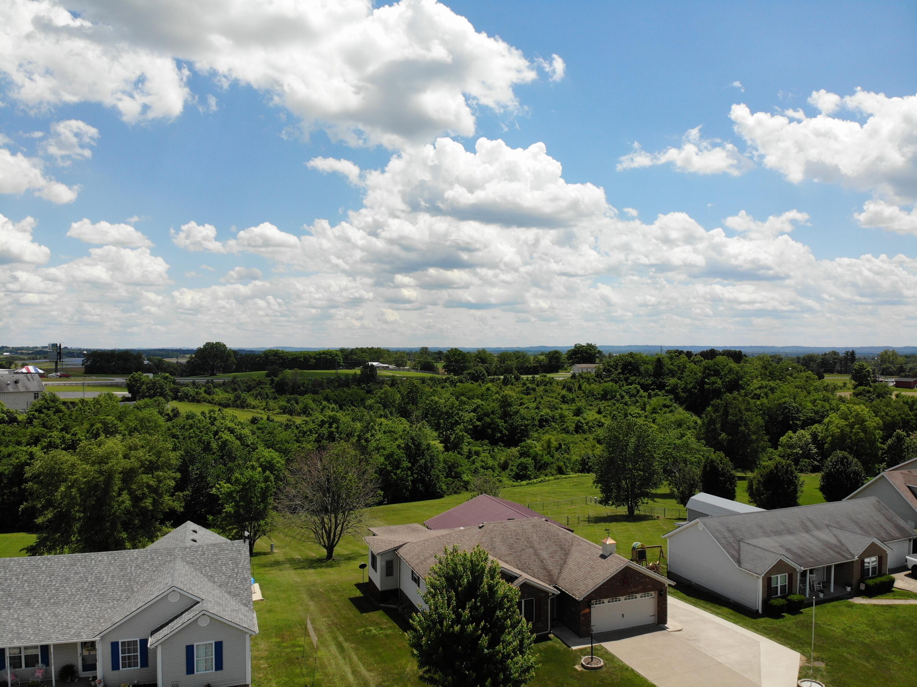 143 Deer Run Property Photo 15