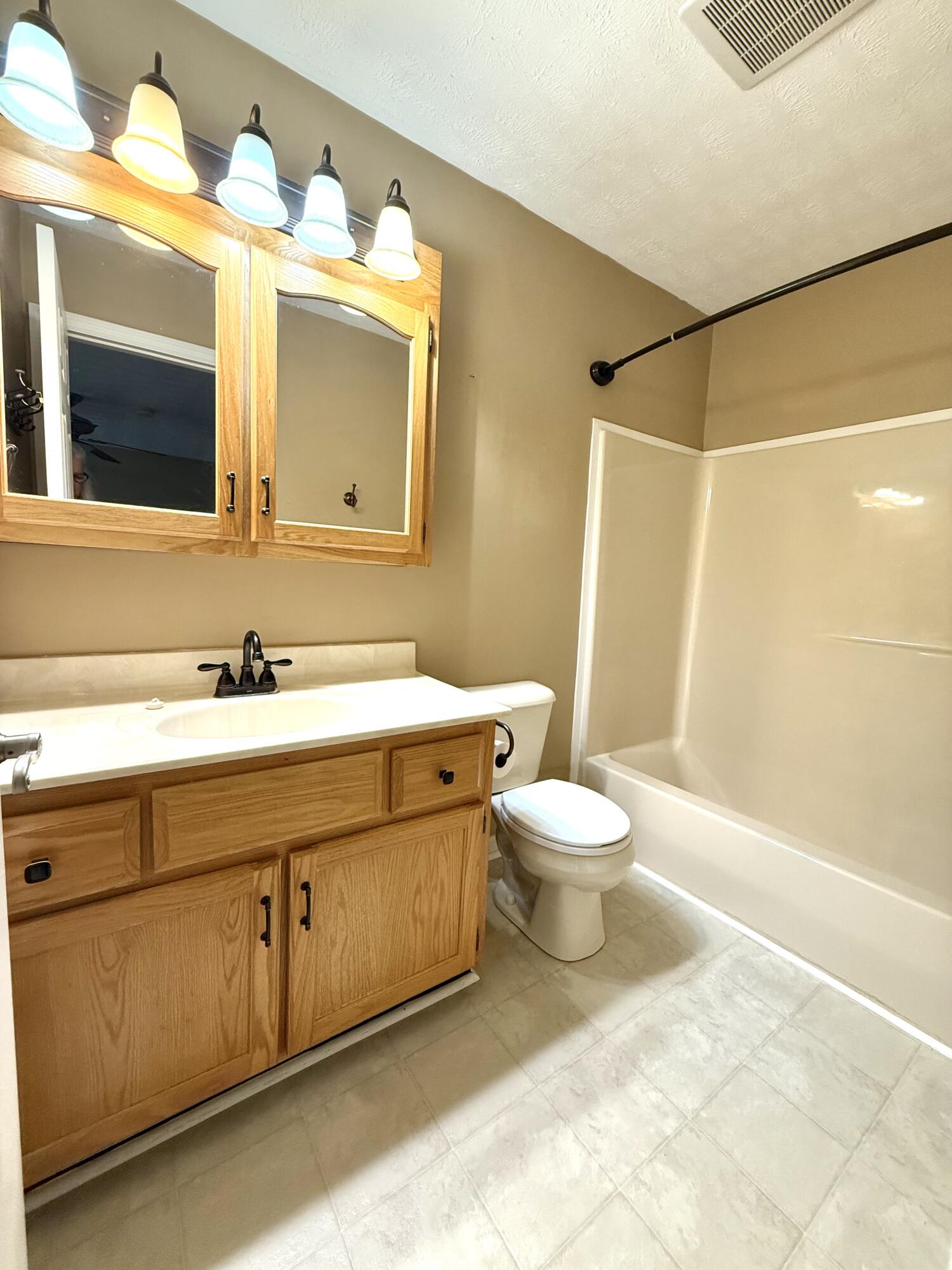 143 Deer Run Property Photo 29